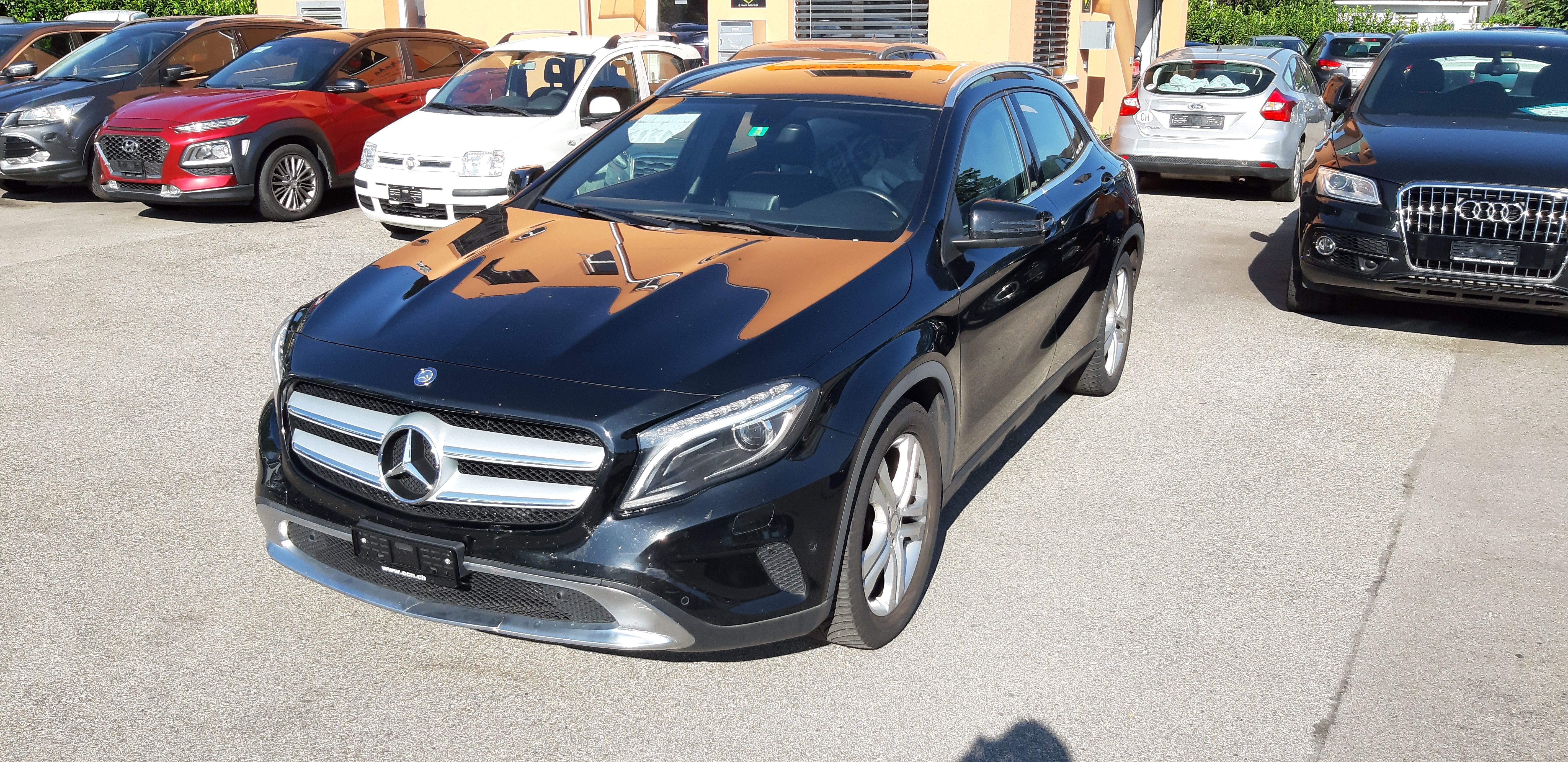 MERCEDES-BENZ GLA 200 CDI Style 4Matic 7G-DCT