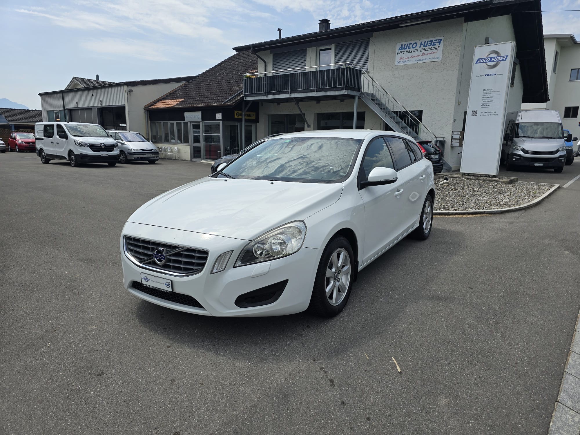 VOLVO V60 D3 Kinetic