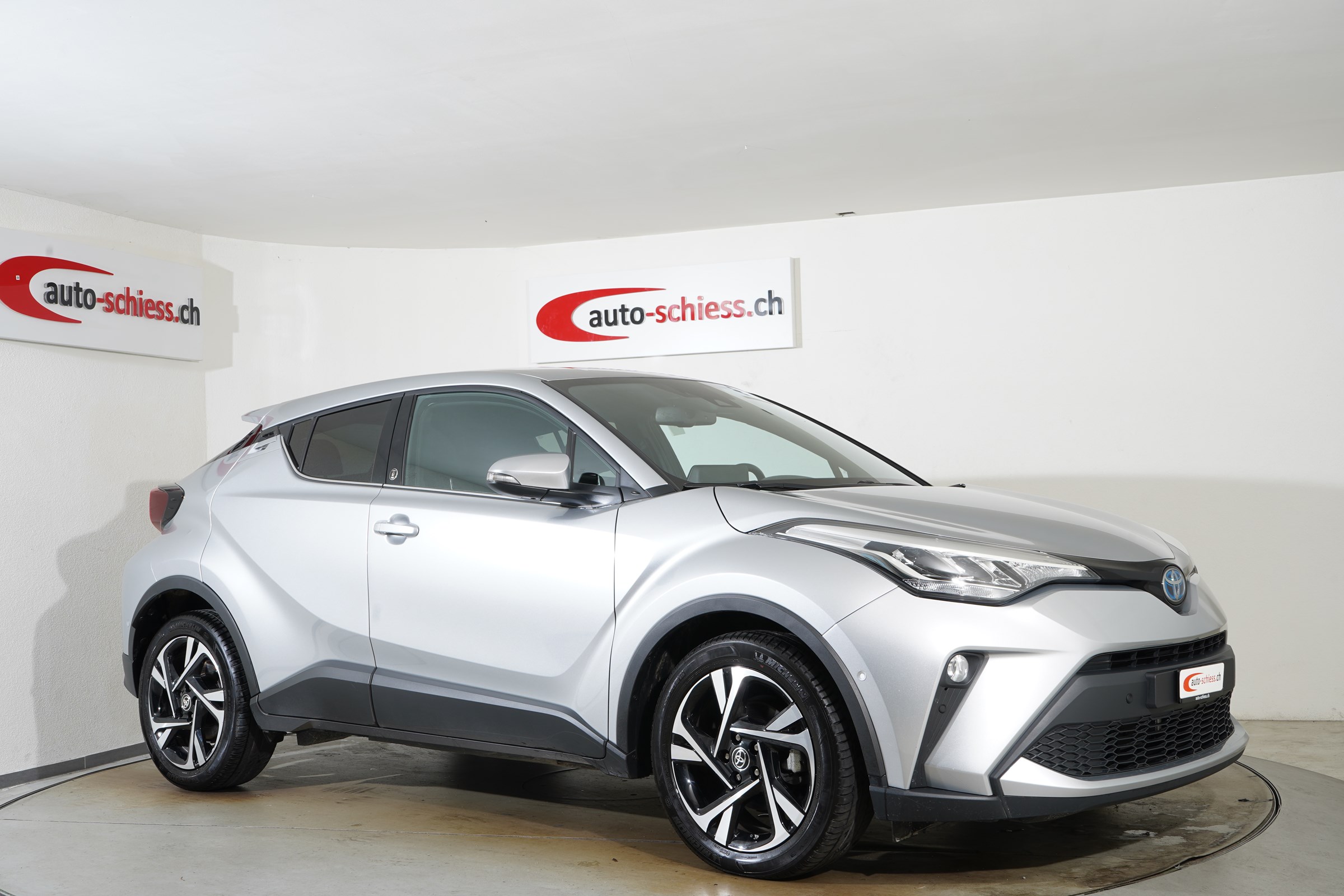 TOYOTA C-HR 1.8 HSD CVT Team D