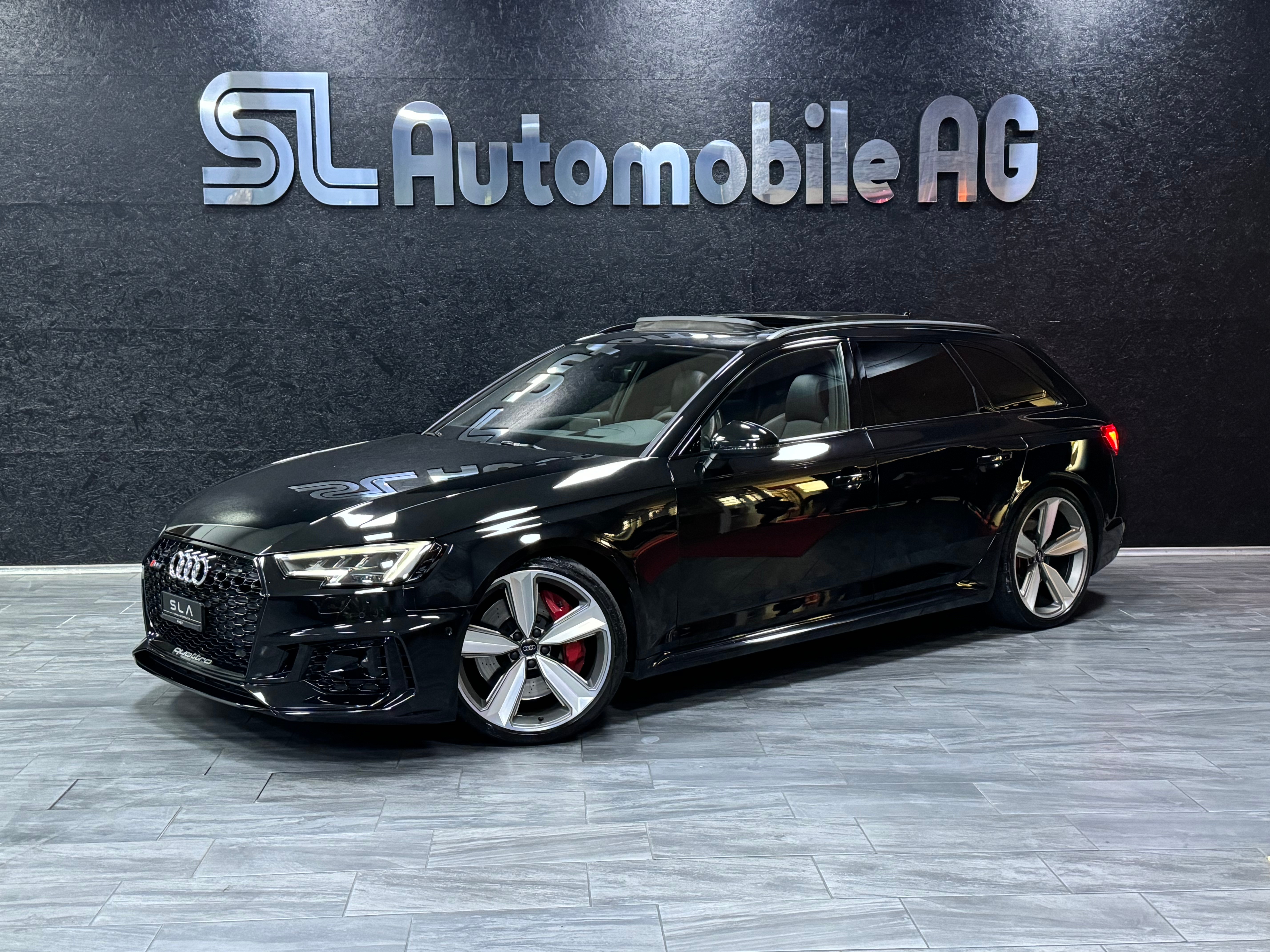 AUDI RS4 Avant 2.9 TFSI quattro tiptronic