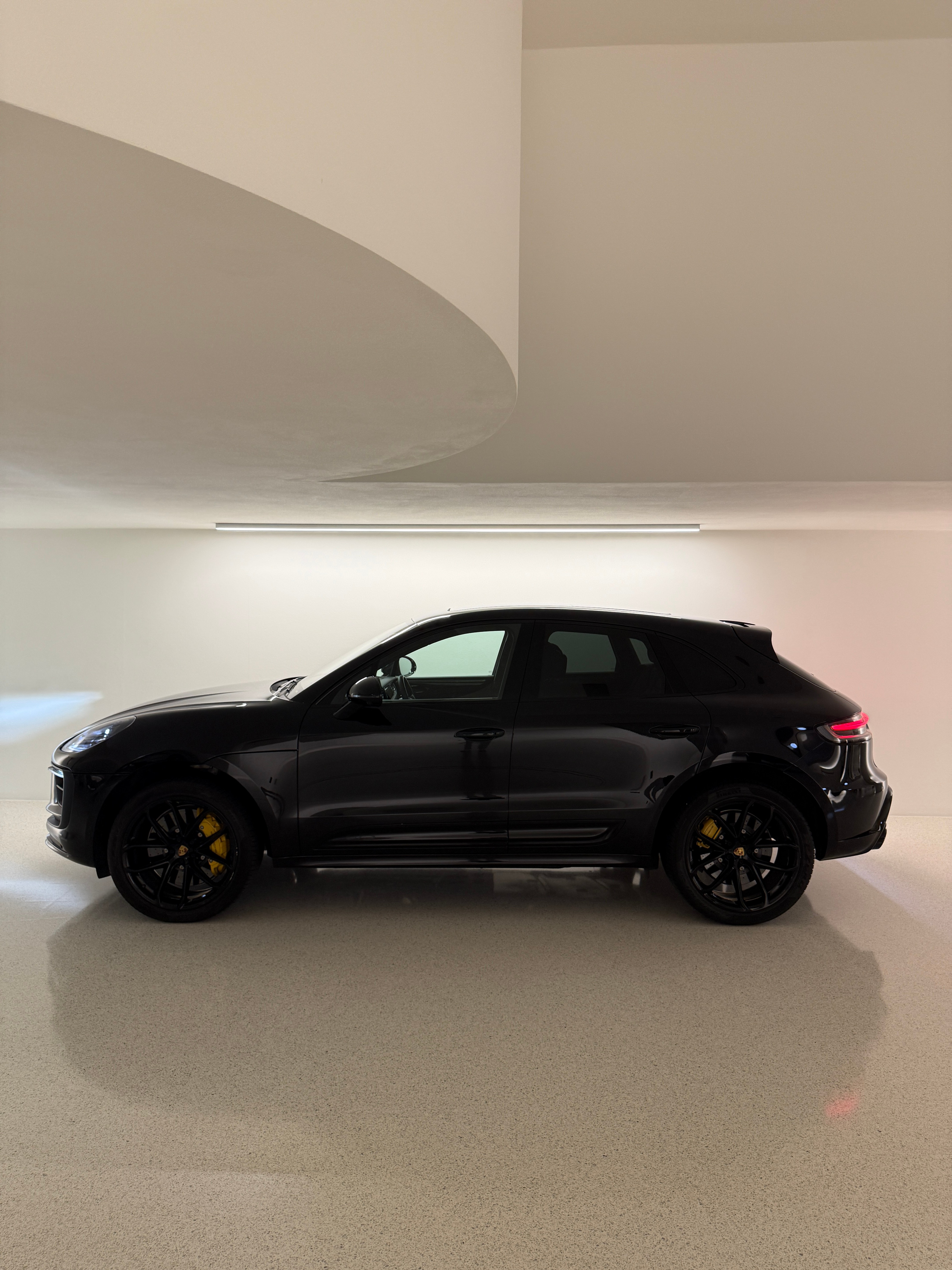 PORSCHE Macan GTS PDK