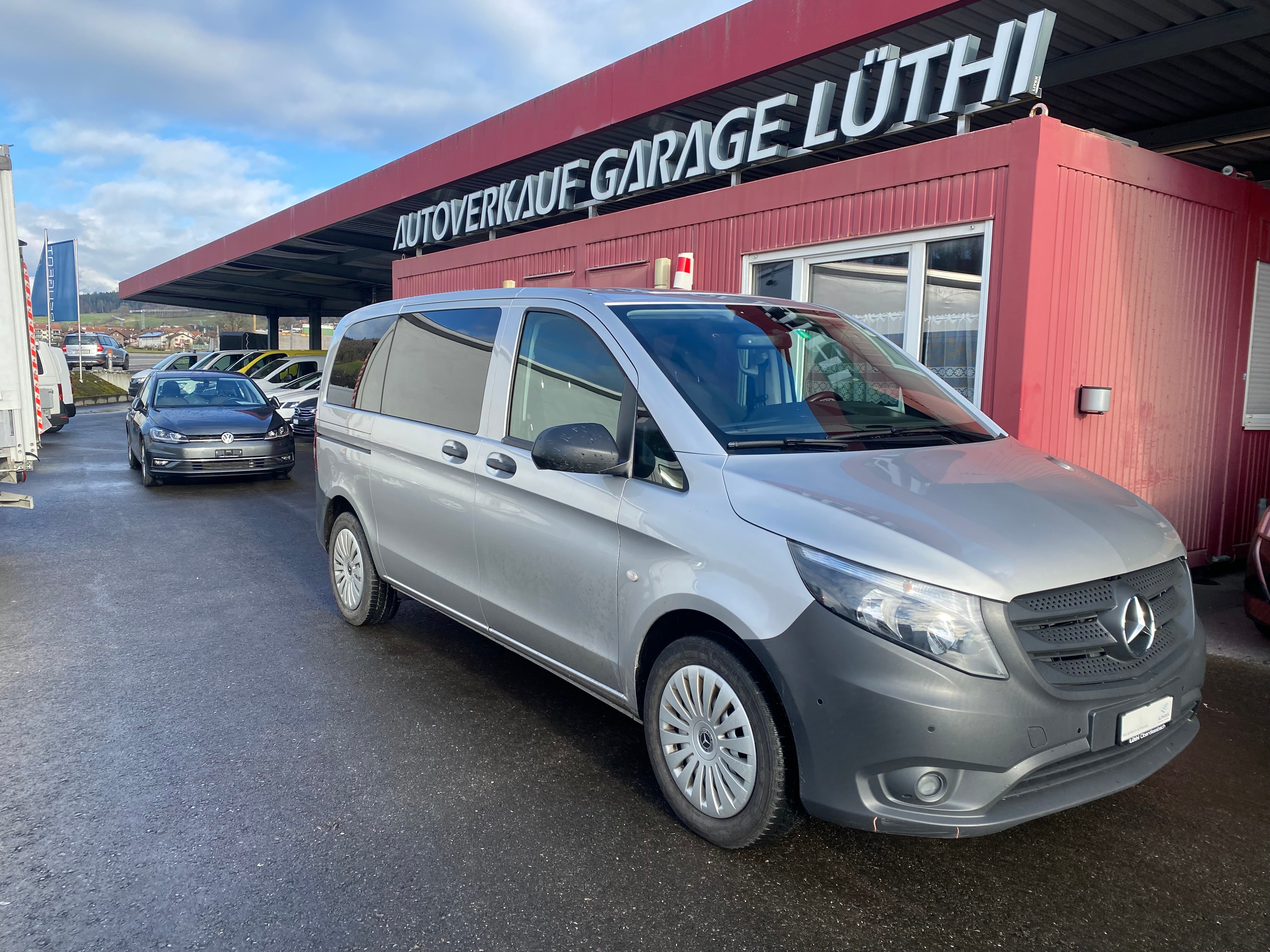 MERCEDES-BENZ Vito 119 BlueTEC Tourer Pro 4Matic 7G-Tronic