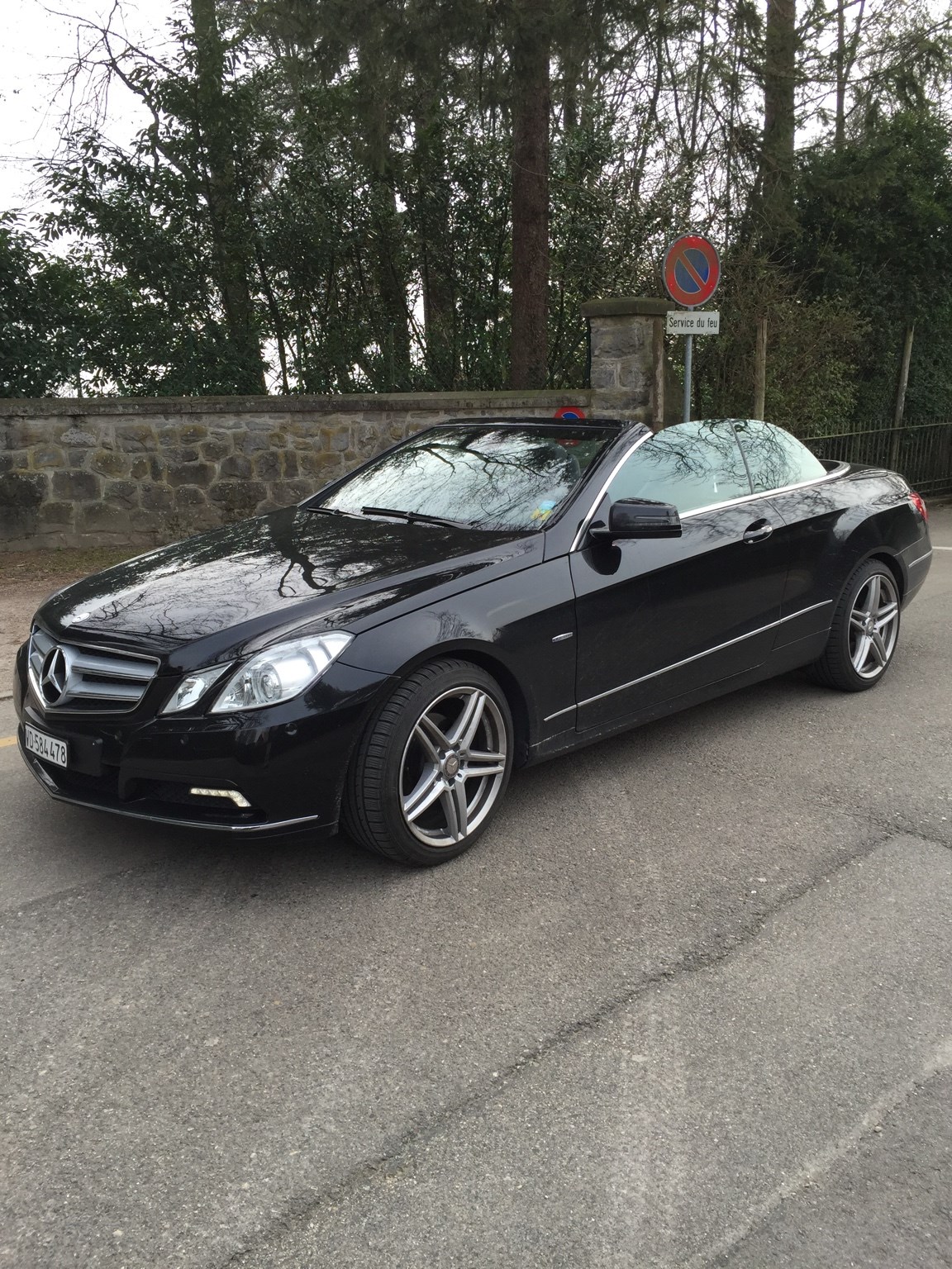 MERCEDES-BENZ E 200 CGI BlueEfficiency Automatic