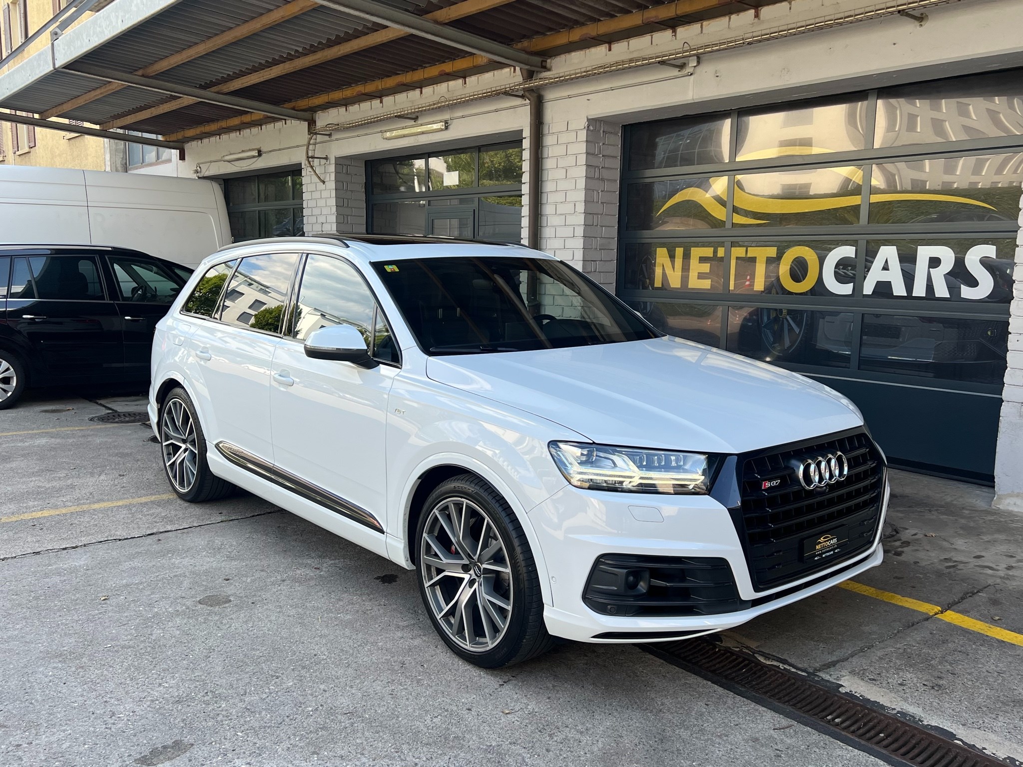 AUDI SQ7 4.0 TDI quattro tiptronic