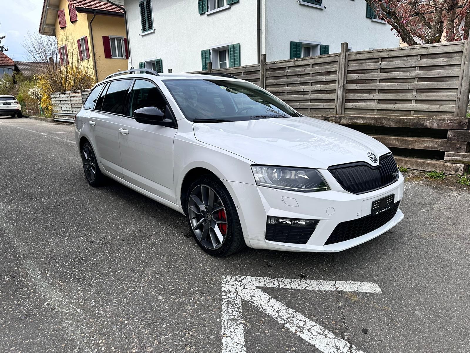 SKODA Octavia Combi 2.0 TSI RS DSG