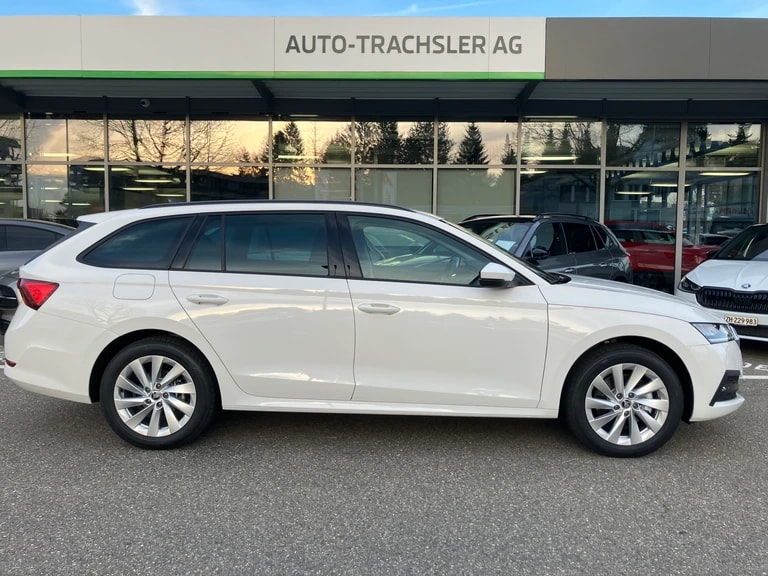 SKODA Octavia Combi 2.0 TSI Ambition DSG 4x4