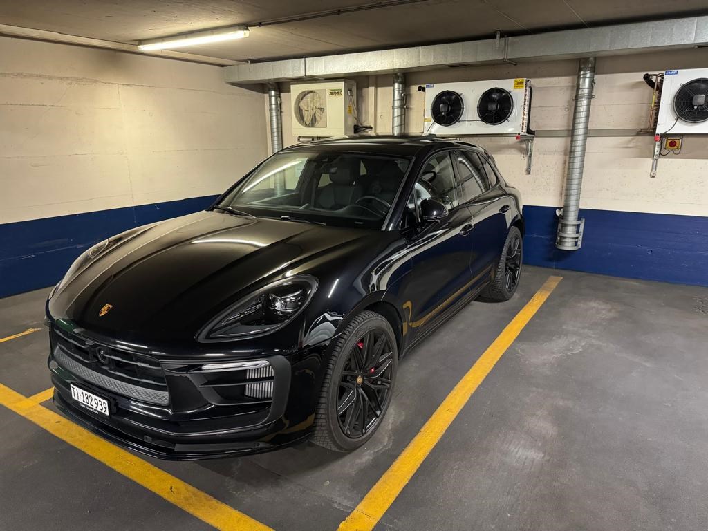 PORSCHE Macan S PDK