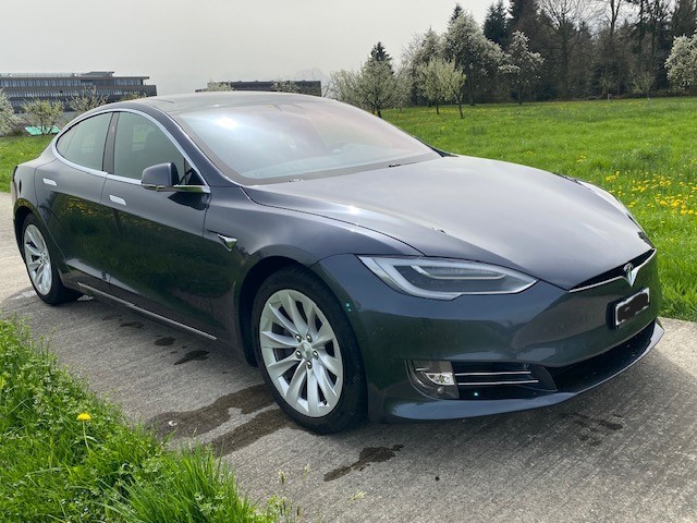 TESLA Model S 100 D