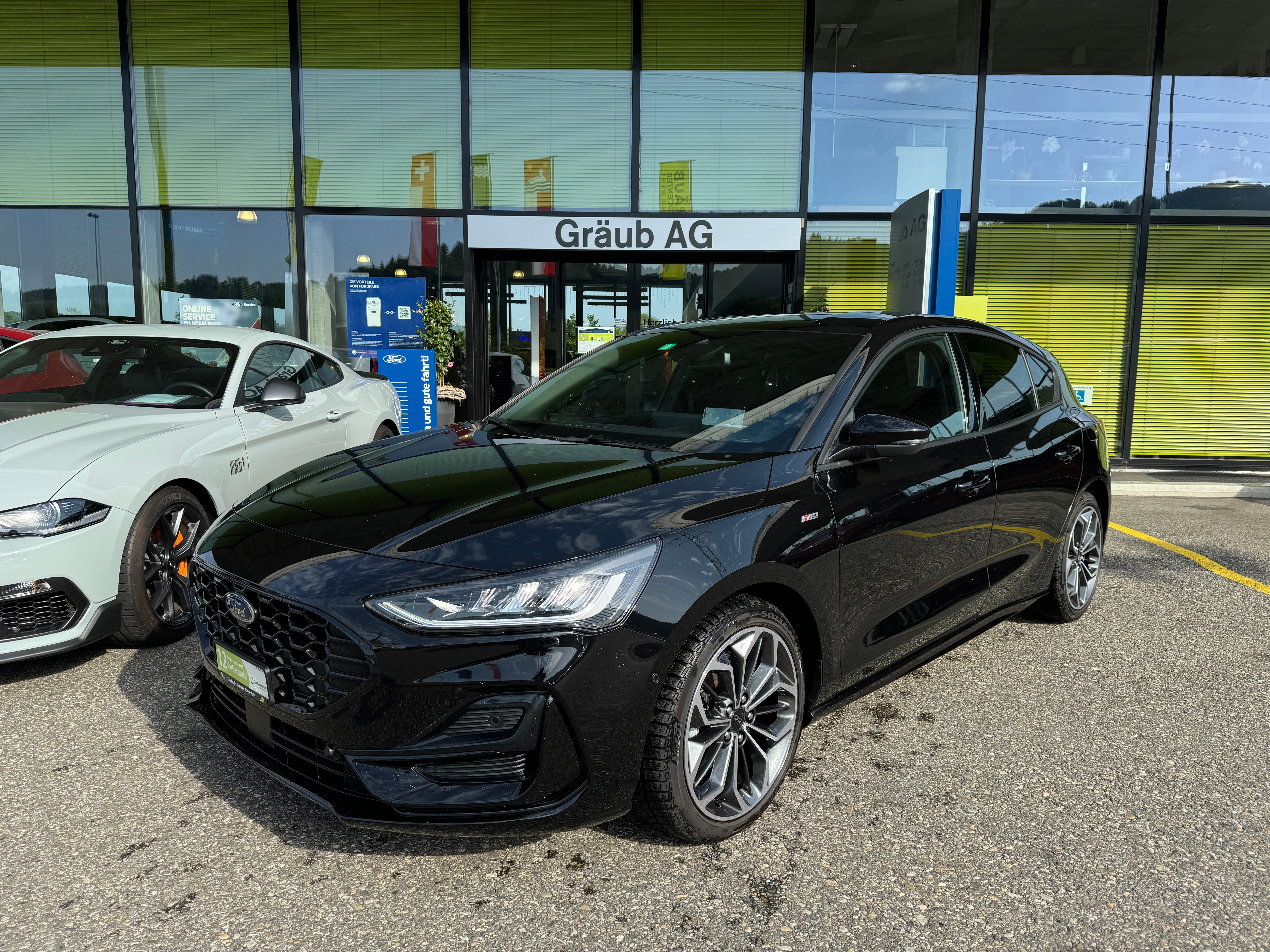 FORD Focus 1.0 MHEV ST-Line X Automat