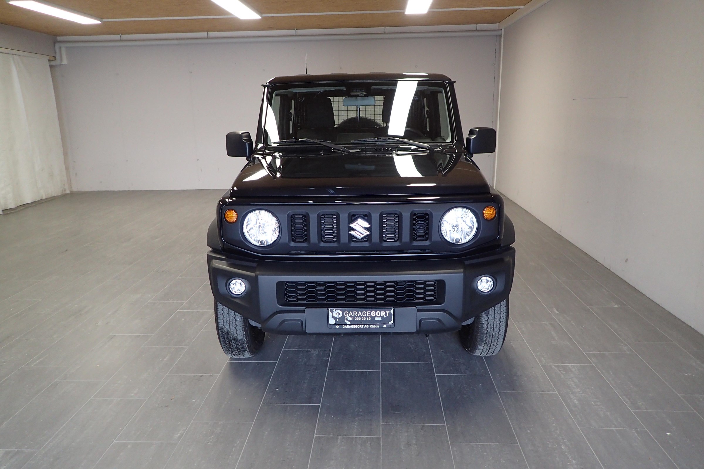 SUZUKI Jimny Country 1.5 Compact+