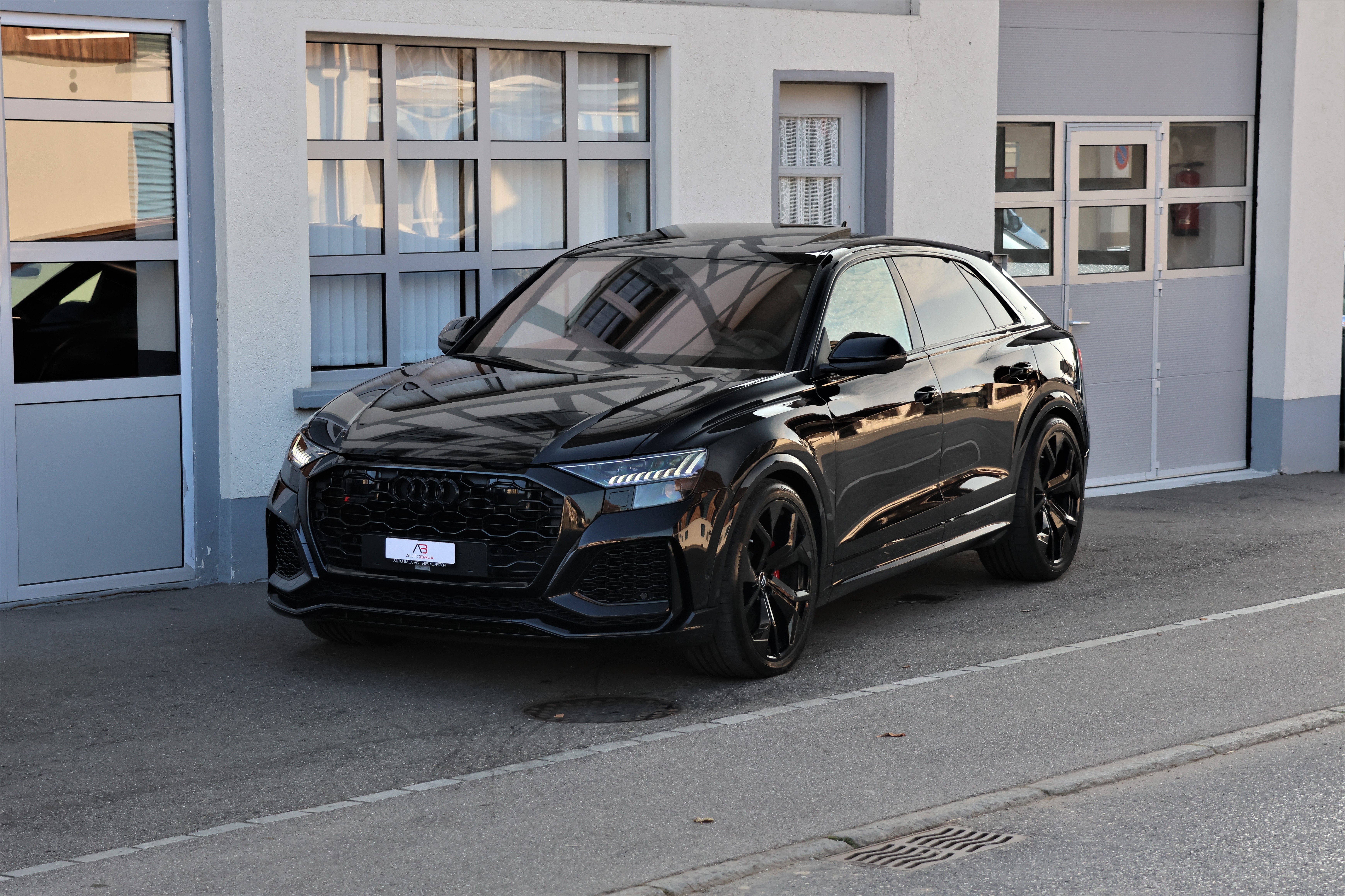 AUDI RSQ8 quattro tiptronic (CH)