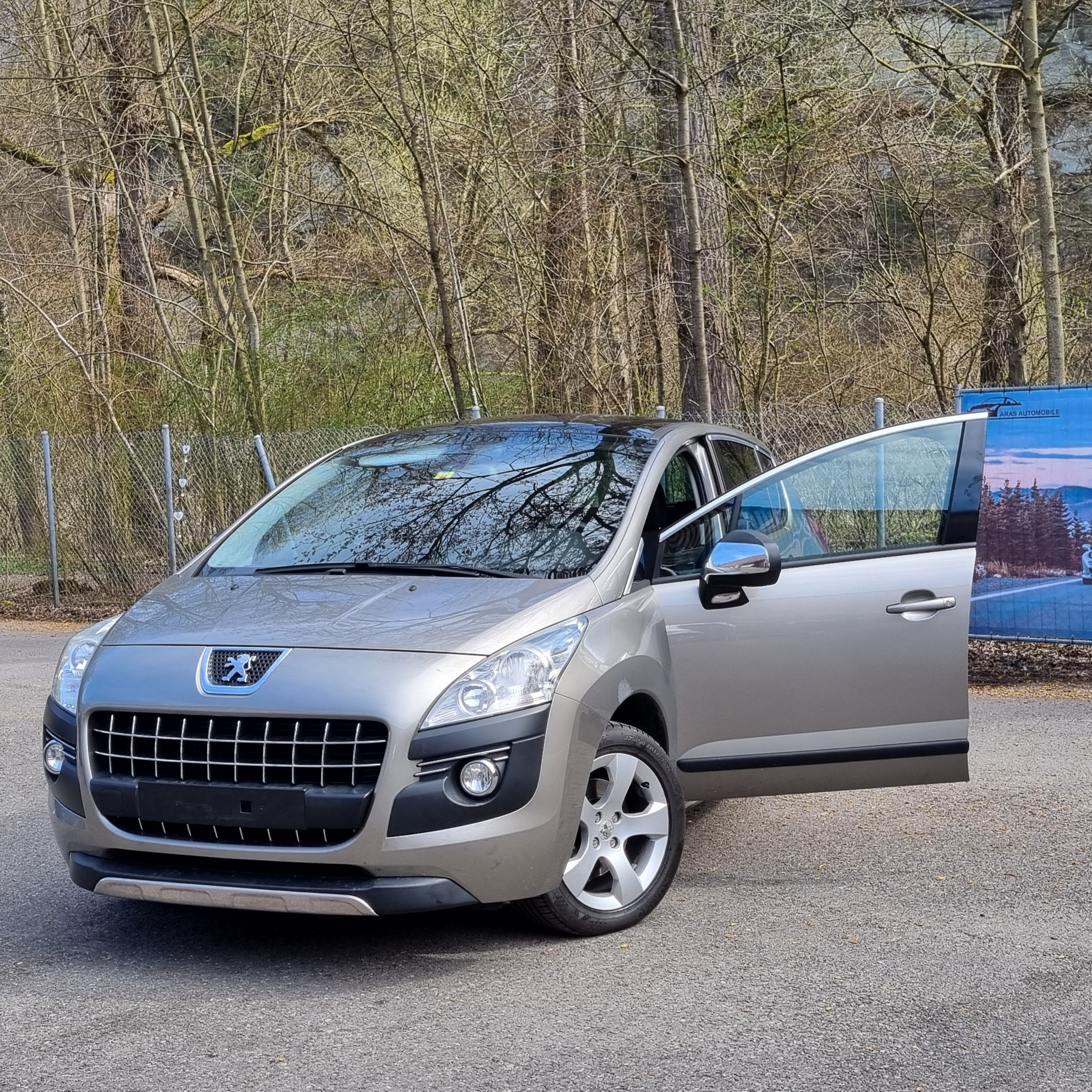 PEUGEOT 3008 1.6 16V T Platinum Tiptronic