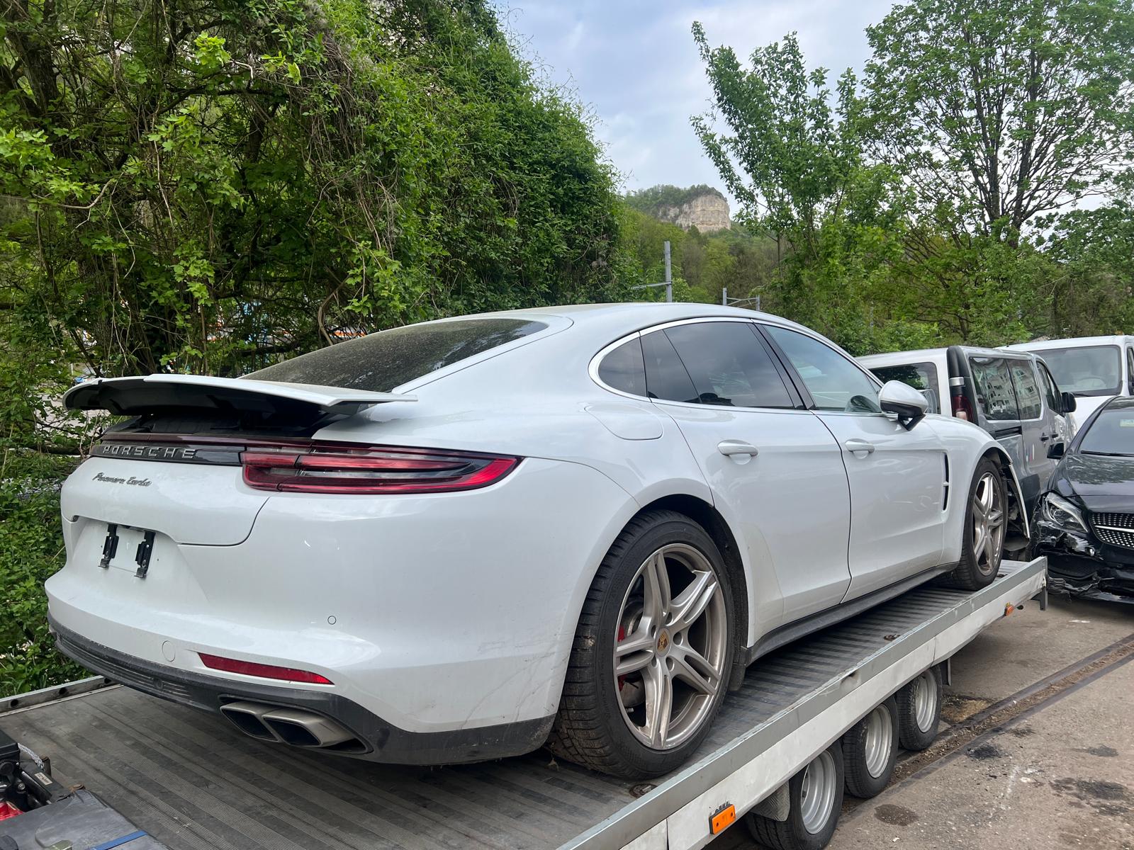 PORSCHE Panamera Turbo PDK