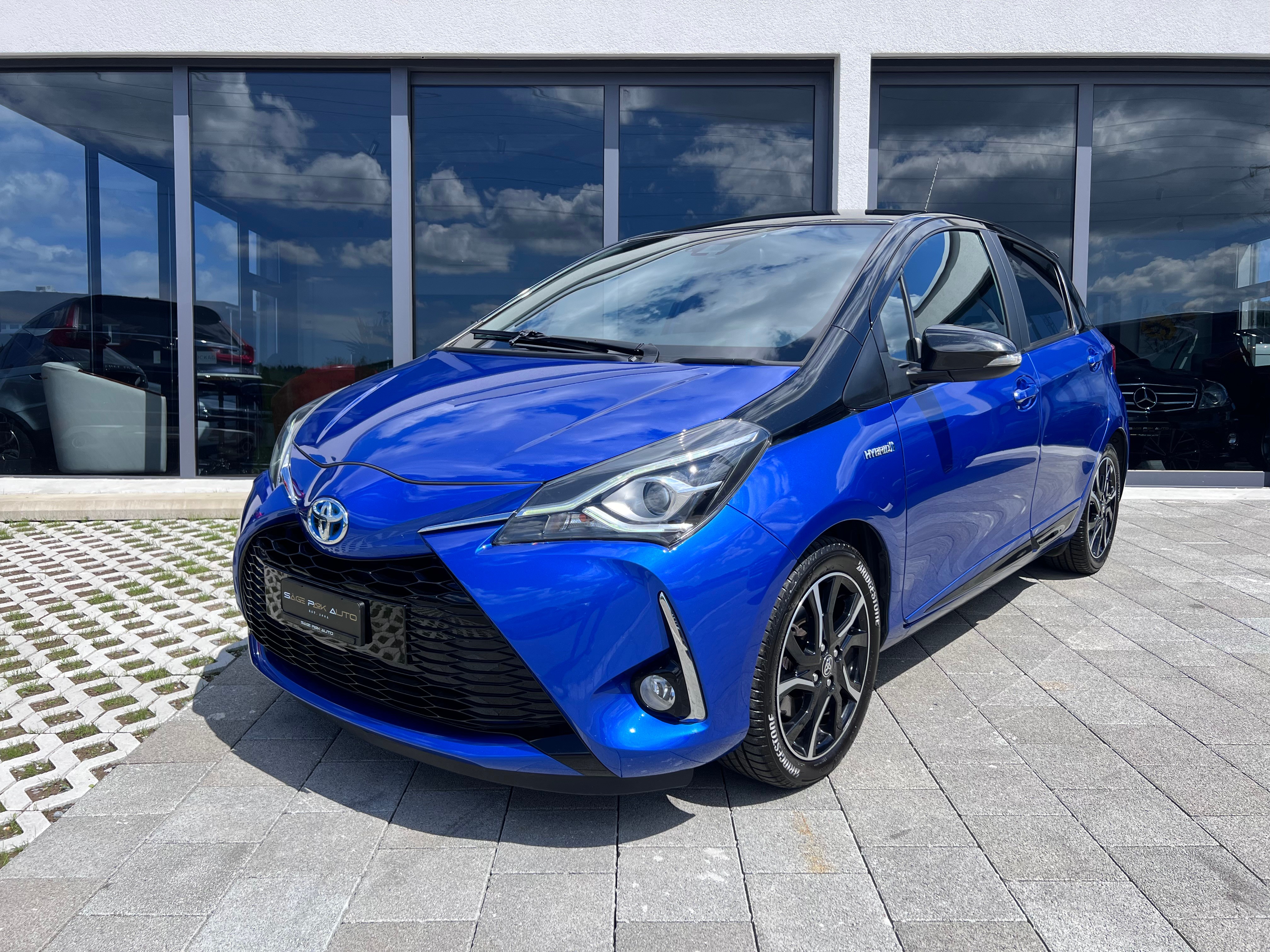 TOYOTA Yaris 1.5 VVT-i Hybrid Style e-CVT