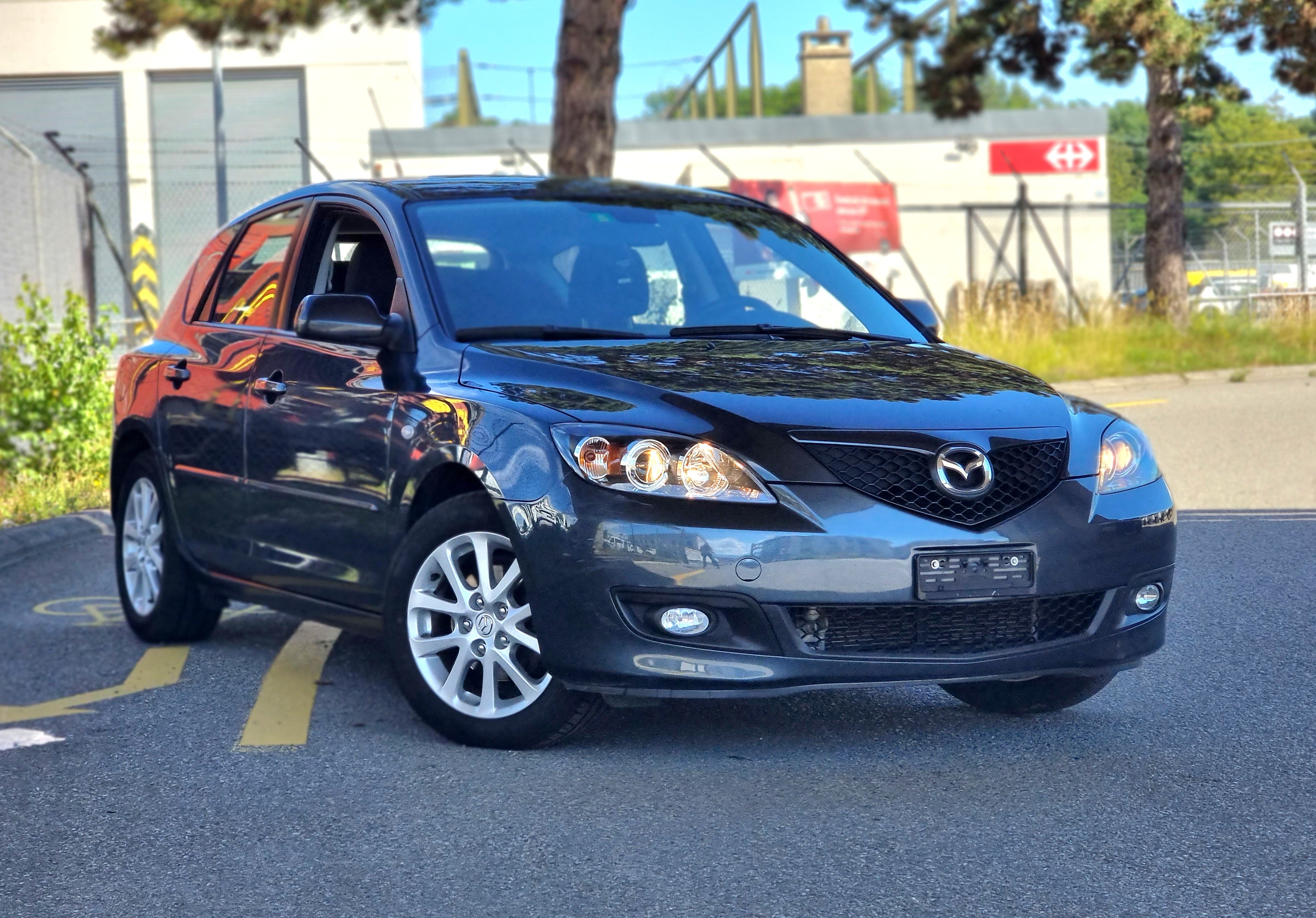 MAZDA 3 1.6 16V Confort