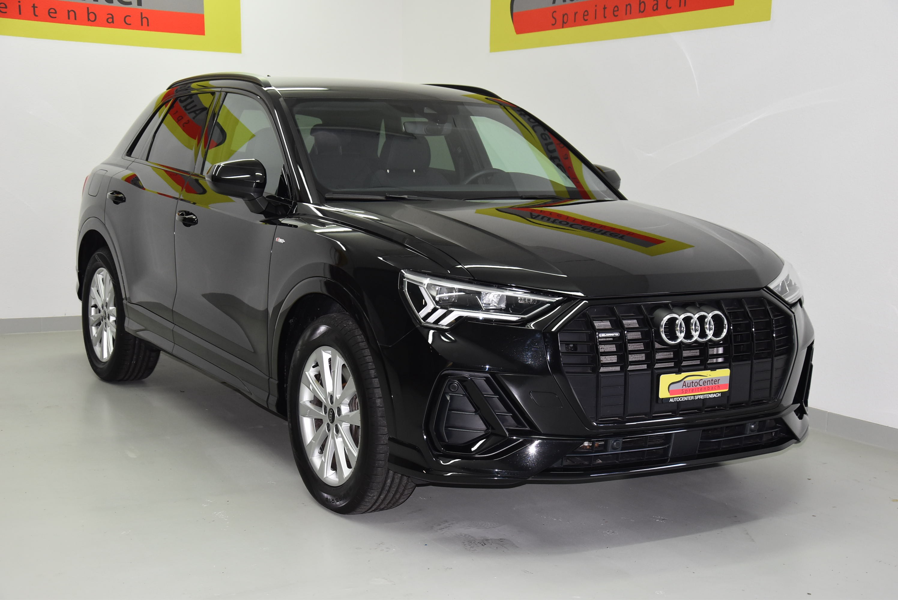 AUDI Q3 40 TDI S line quattro S-tronic