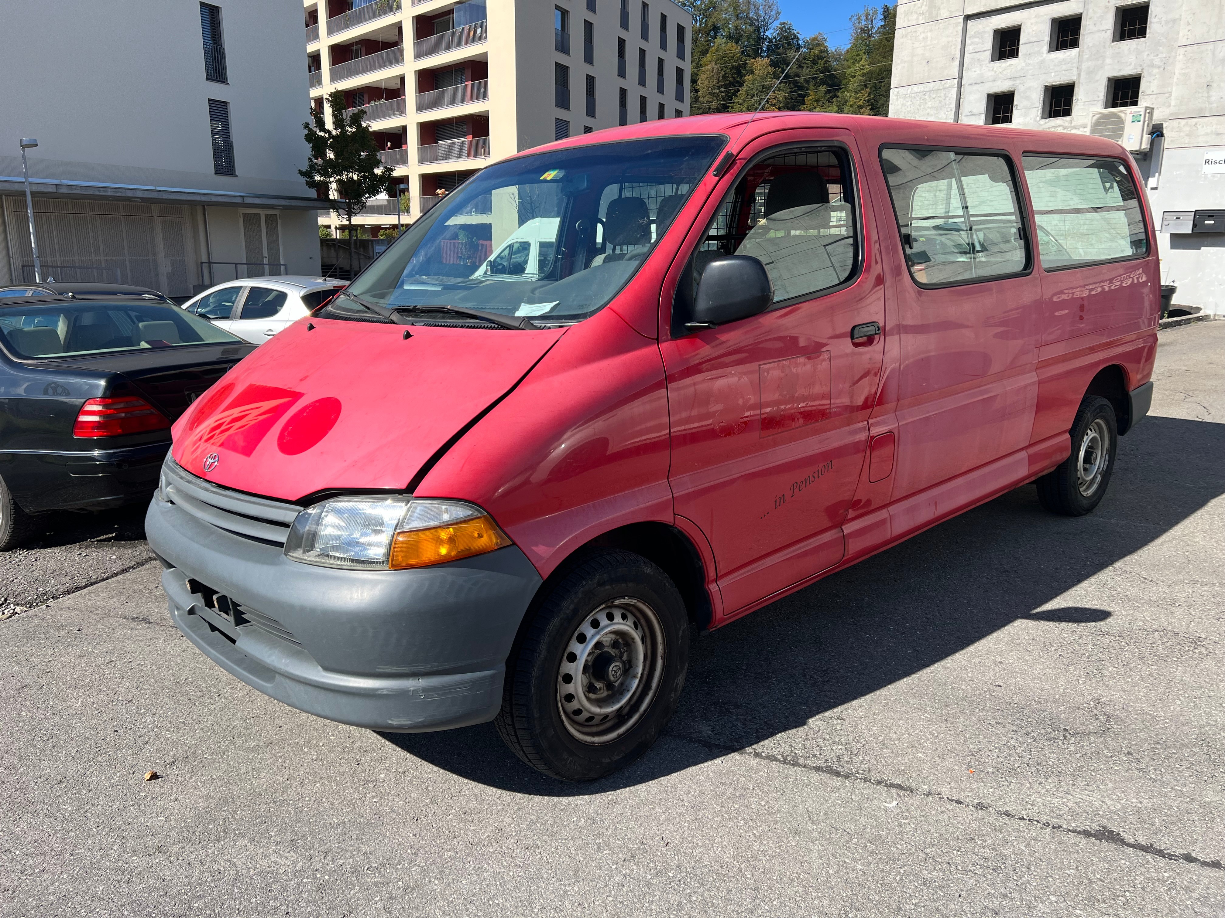 TOYOTA Hiace 2.7 Kombi LWB