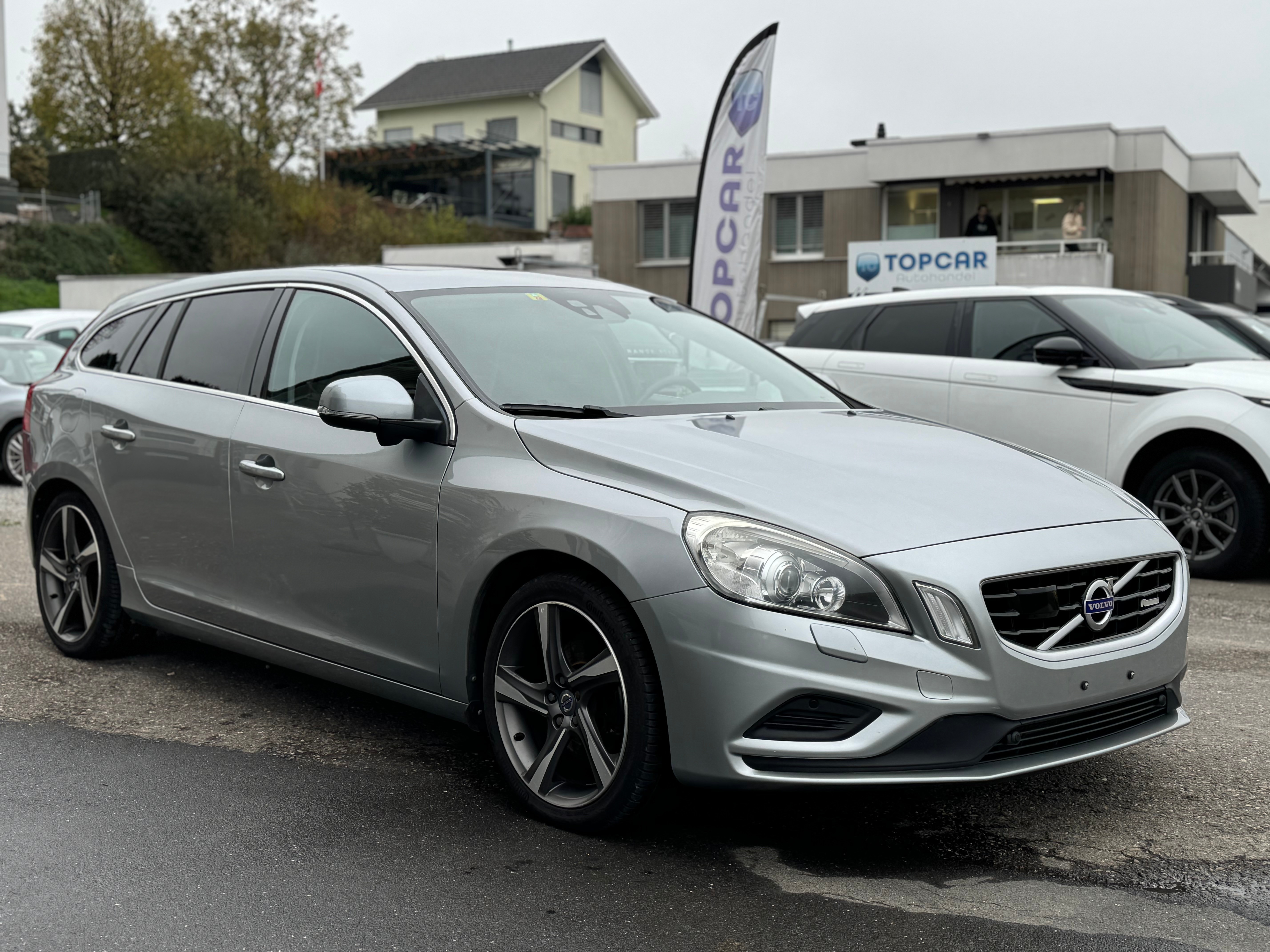 VOLVO V60 T4 R-Design Powershift