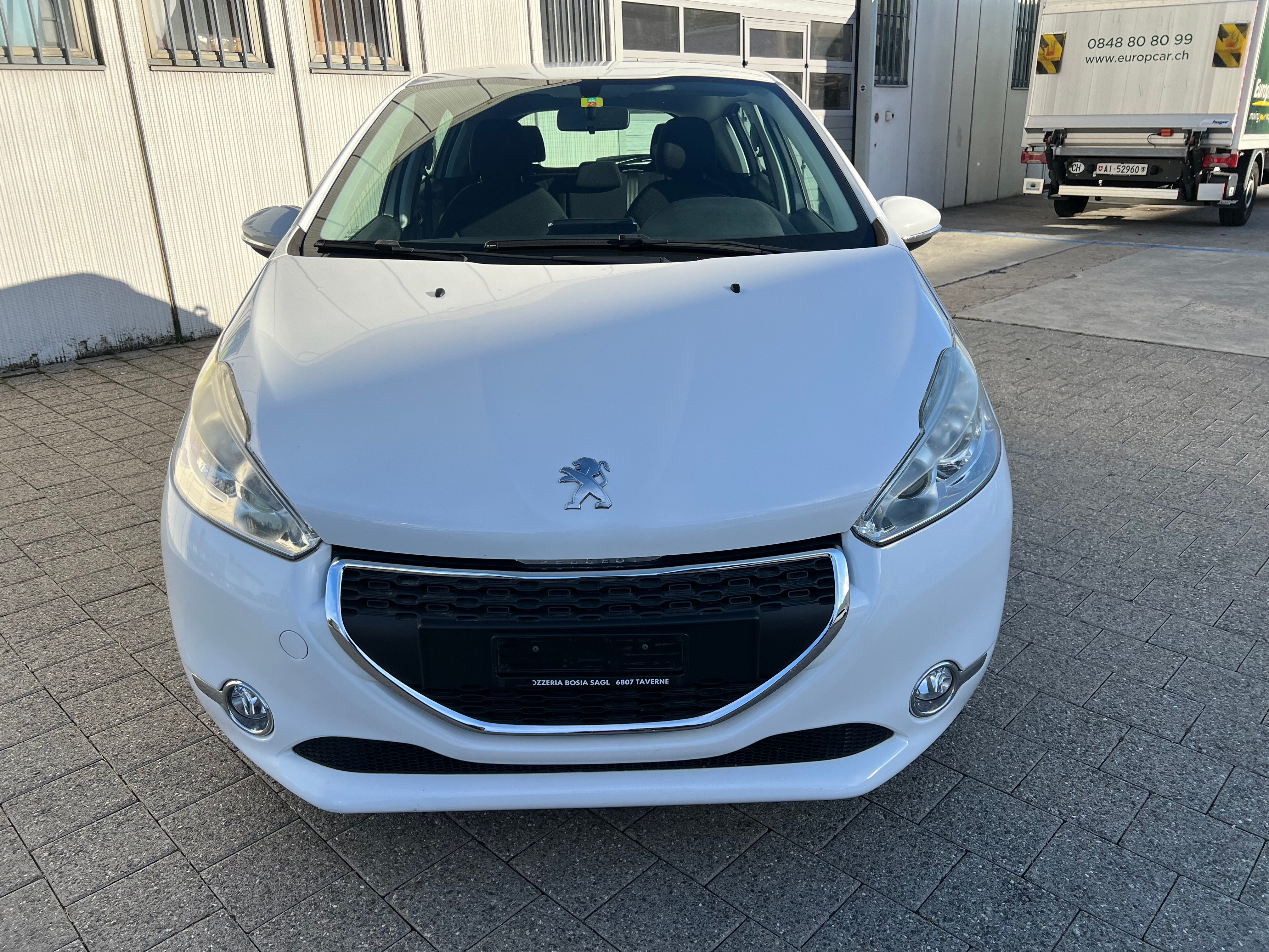 PEUGEOT 208 1.2 VTI Access