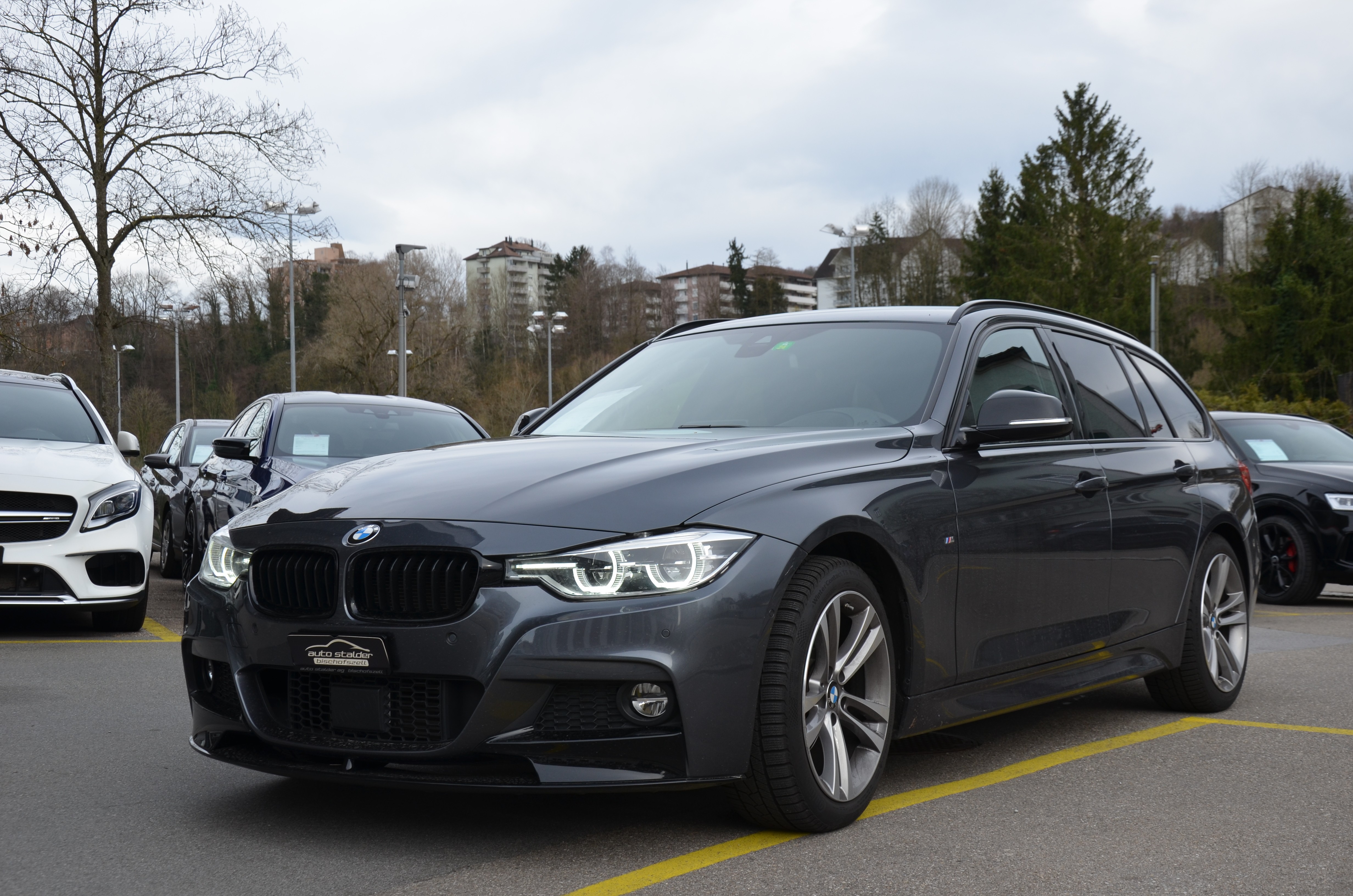 BMW 320d xDrive Touring M Sport Line Steptronic