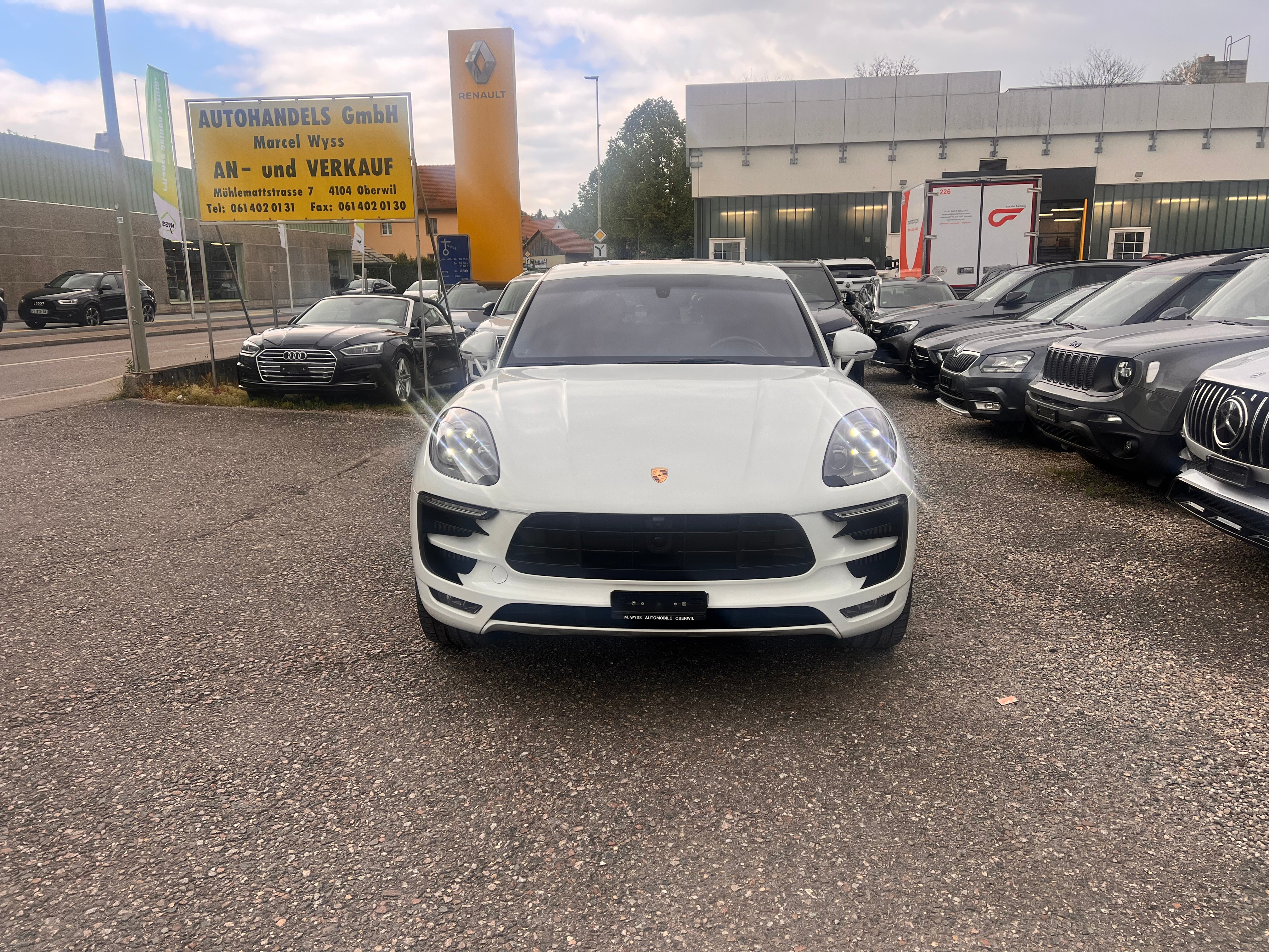 PORSCHE Macan Turbo PDK