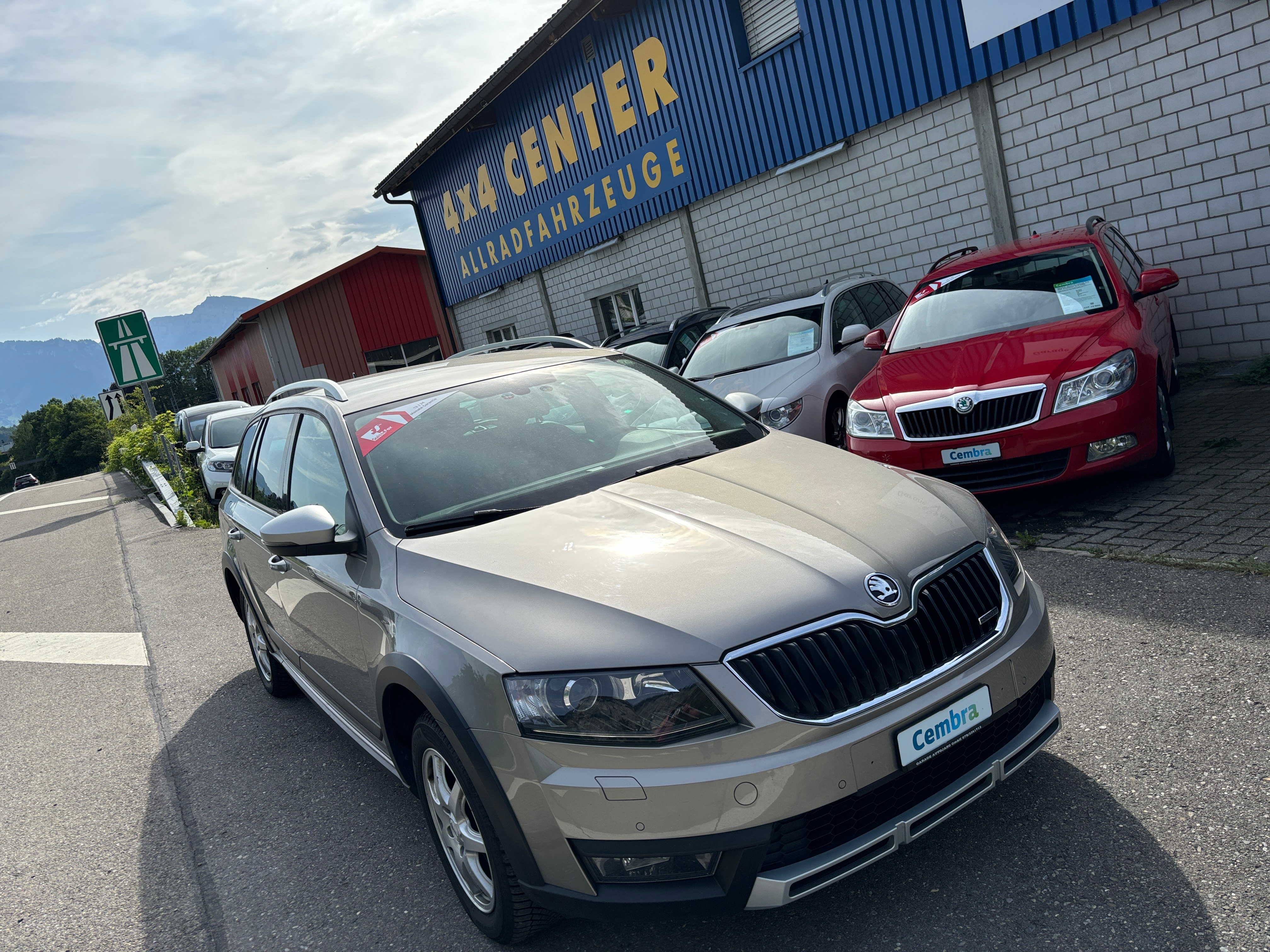 SKODA Octavia Combi 2.0 TDI Scout 4x4 DSG