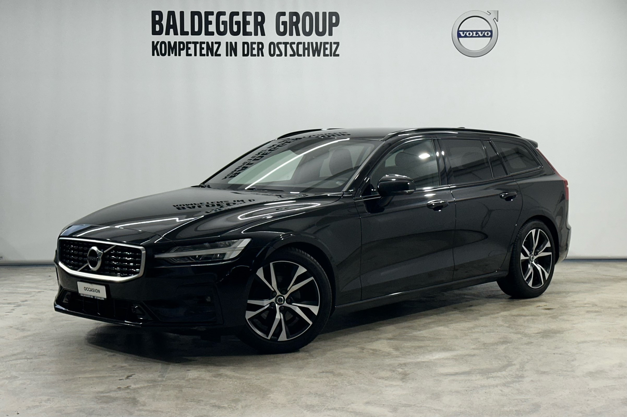 VOLVO V60 2.0 D4 R-Design AWD