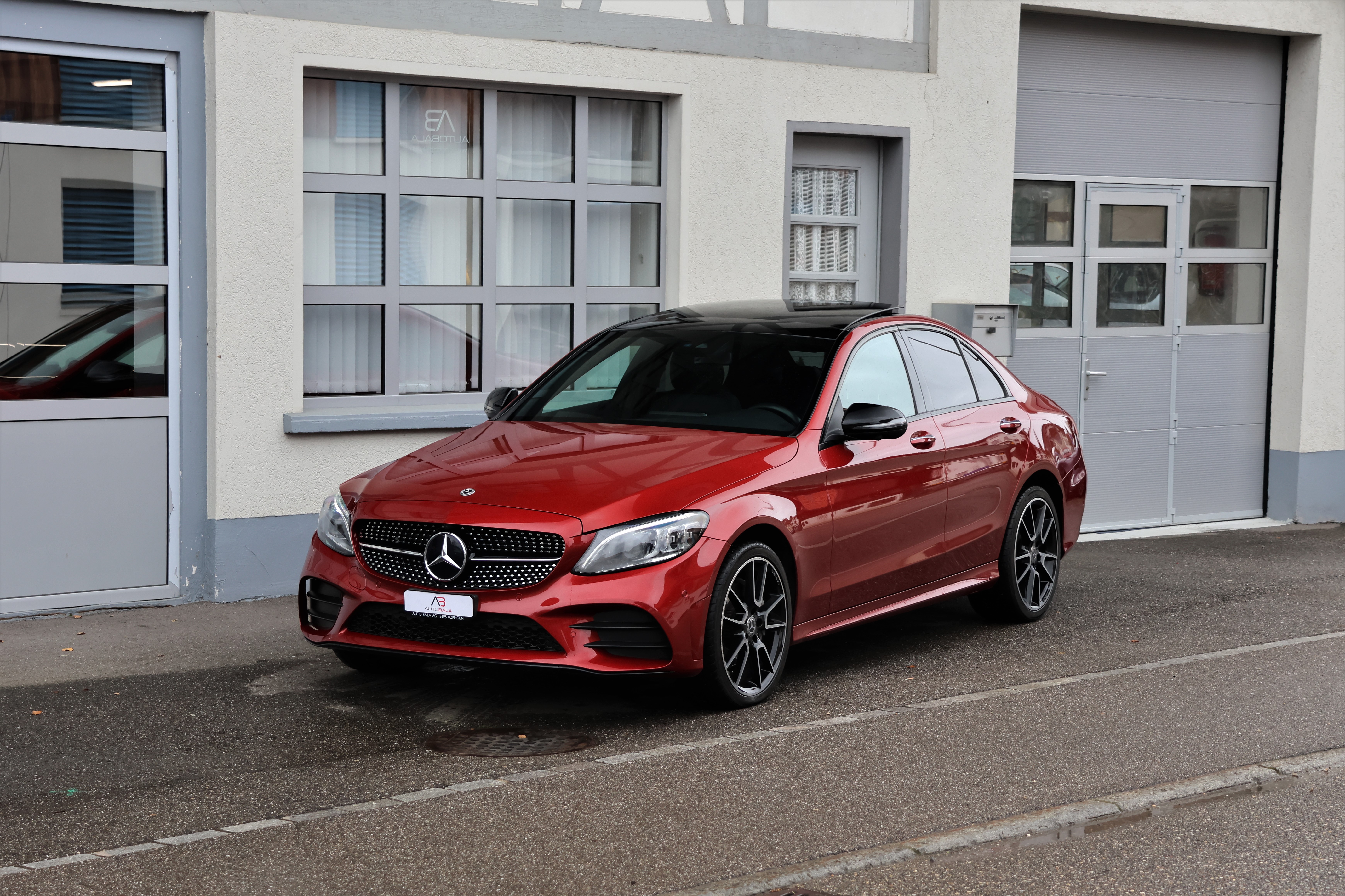 MERCEDES-BENZ C 200 Swiss Star AMG Line 4Matic 9G-Tronic (CH)