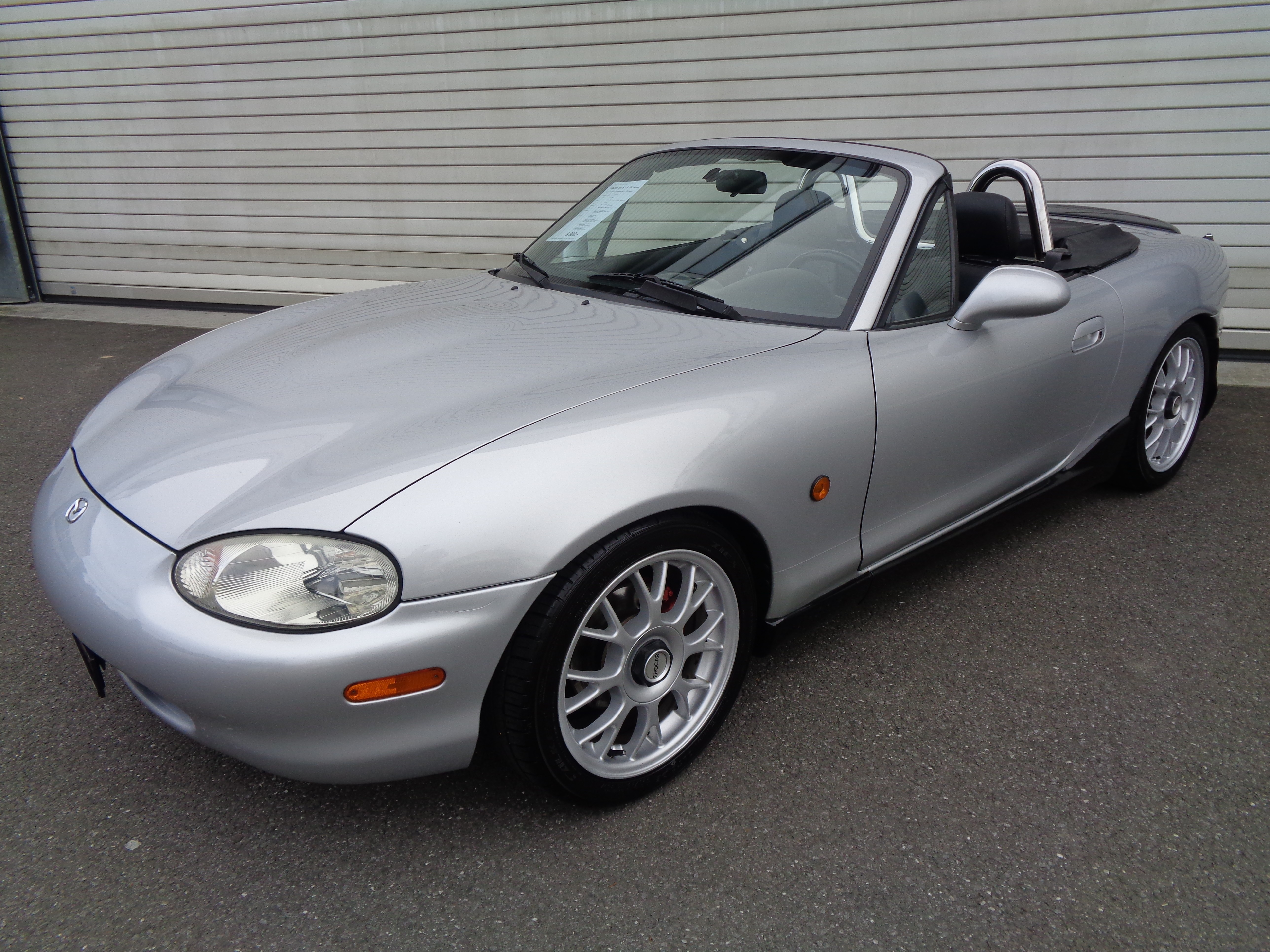 MAZDA MX-5 1.6i-16 Youngster