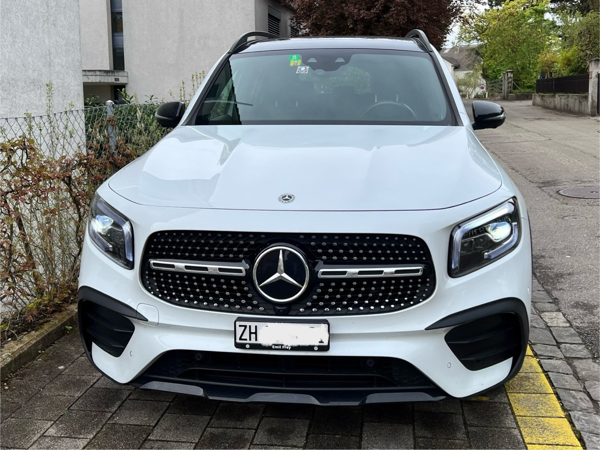 MERCEDES-BENZ GLB 250 AMG Line 4 MATIC 8G-Tronic