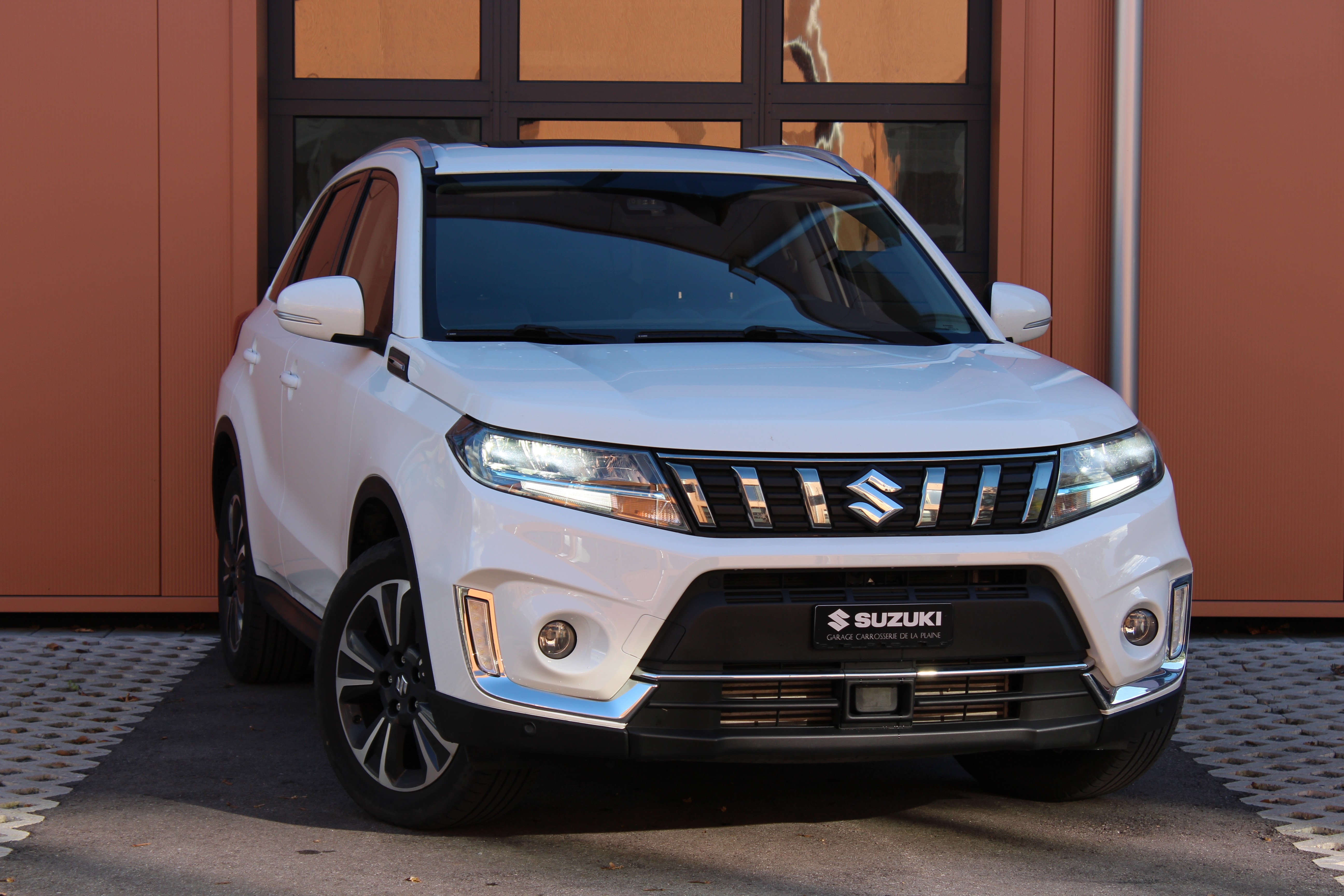 SUZUKI Vitara 1.4 Boosterjet Compact Top Hybrid