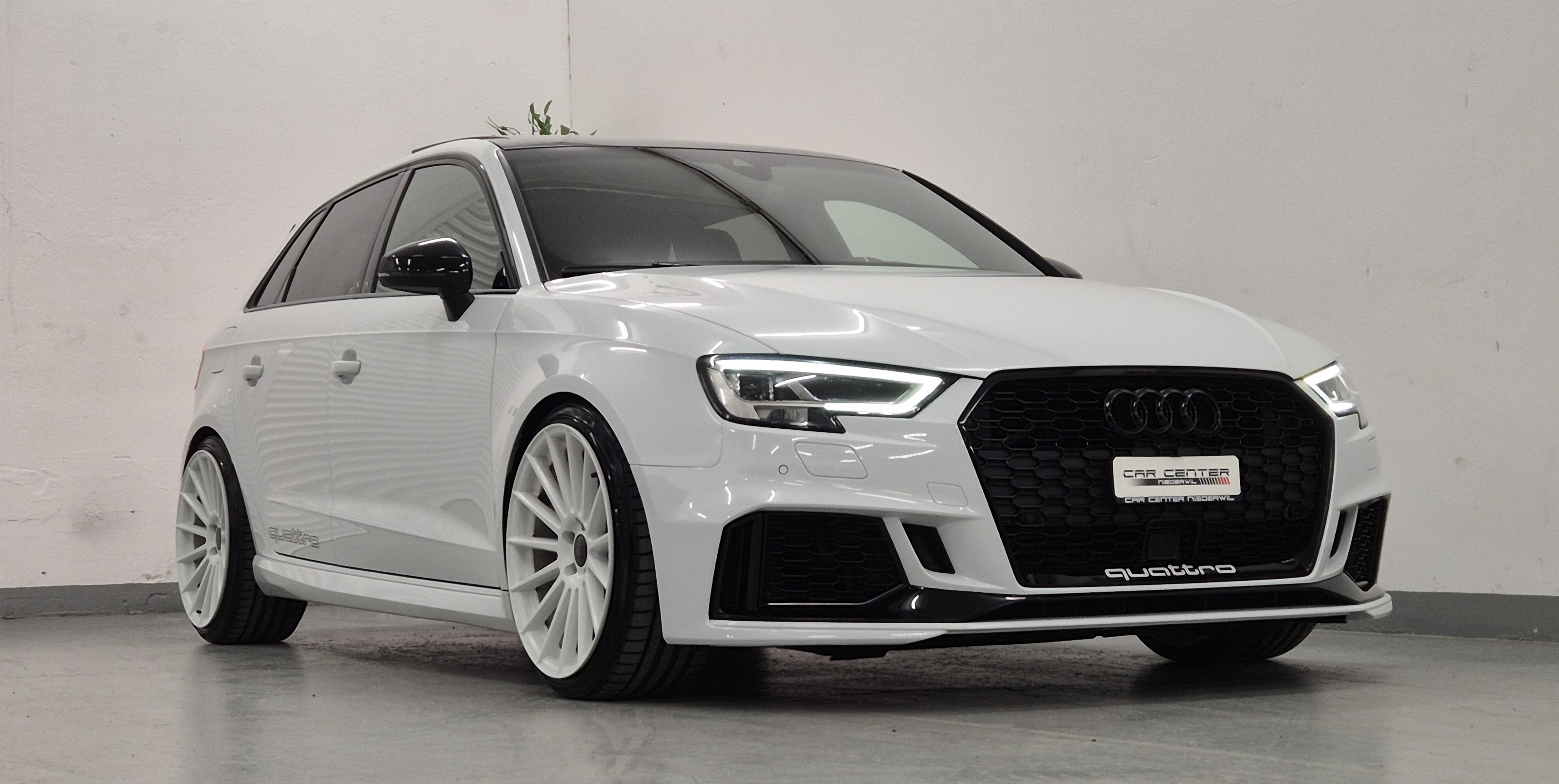 AUDI RS3 Sportback 2.5 TSI quattro GLETSCHERWEISS