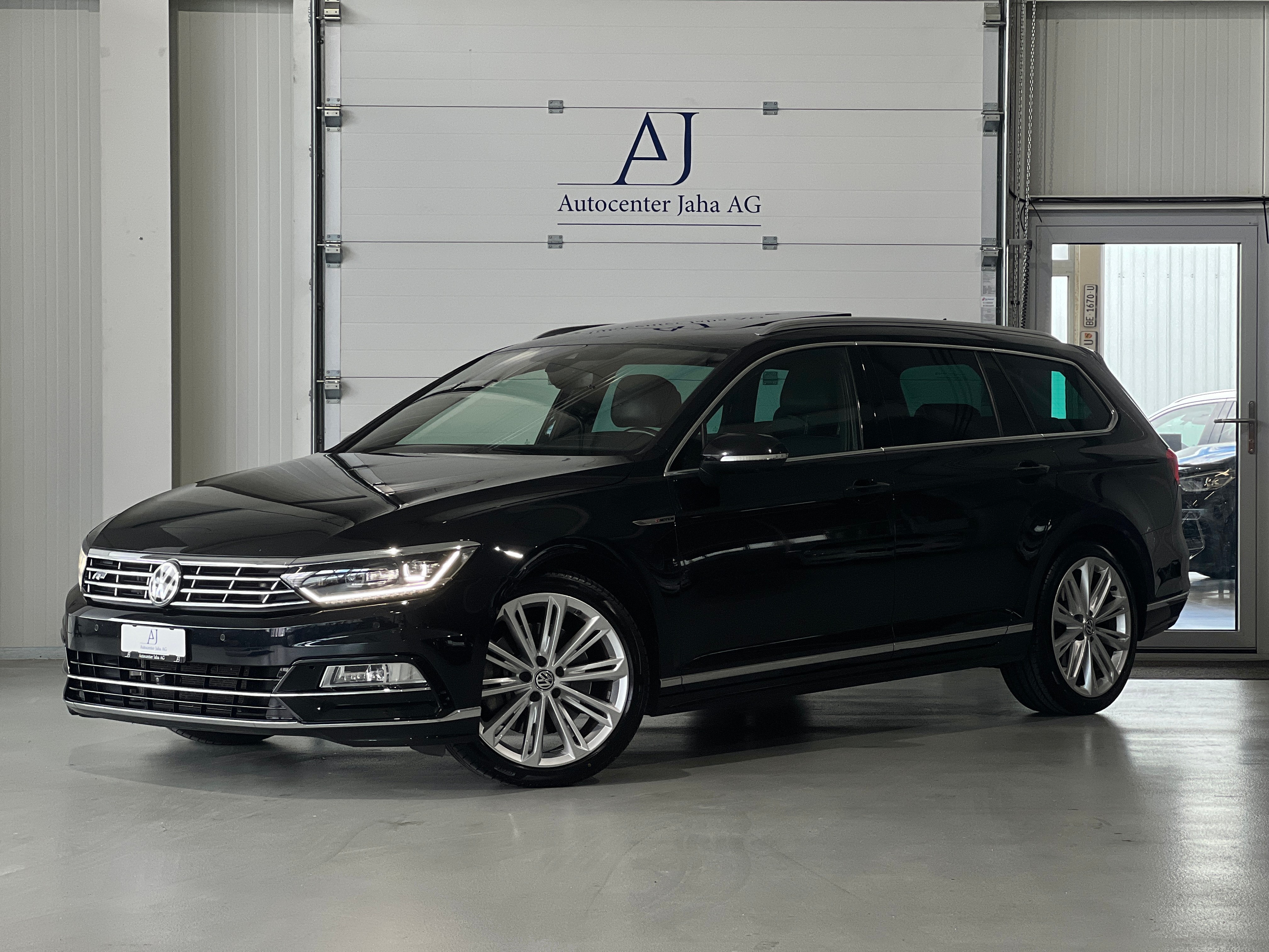 VW Passat Variant 2.0 TDI BMT * R-LINE *DSG 4Motion