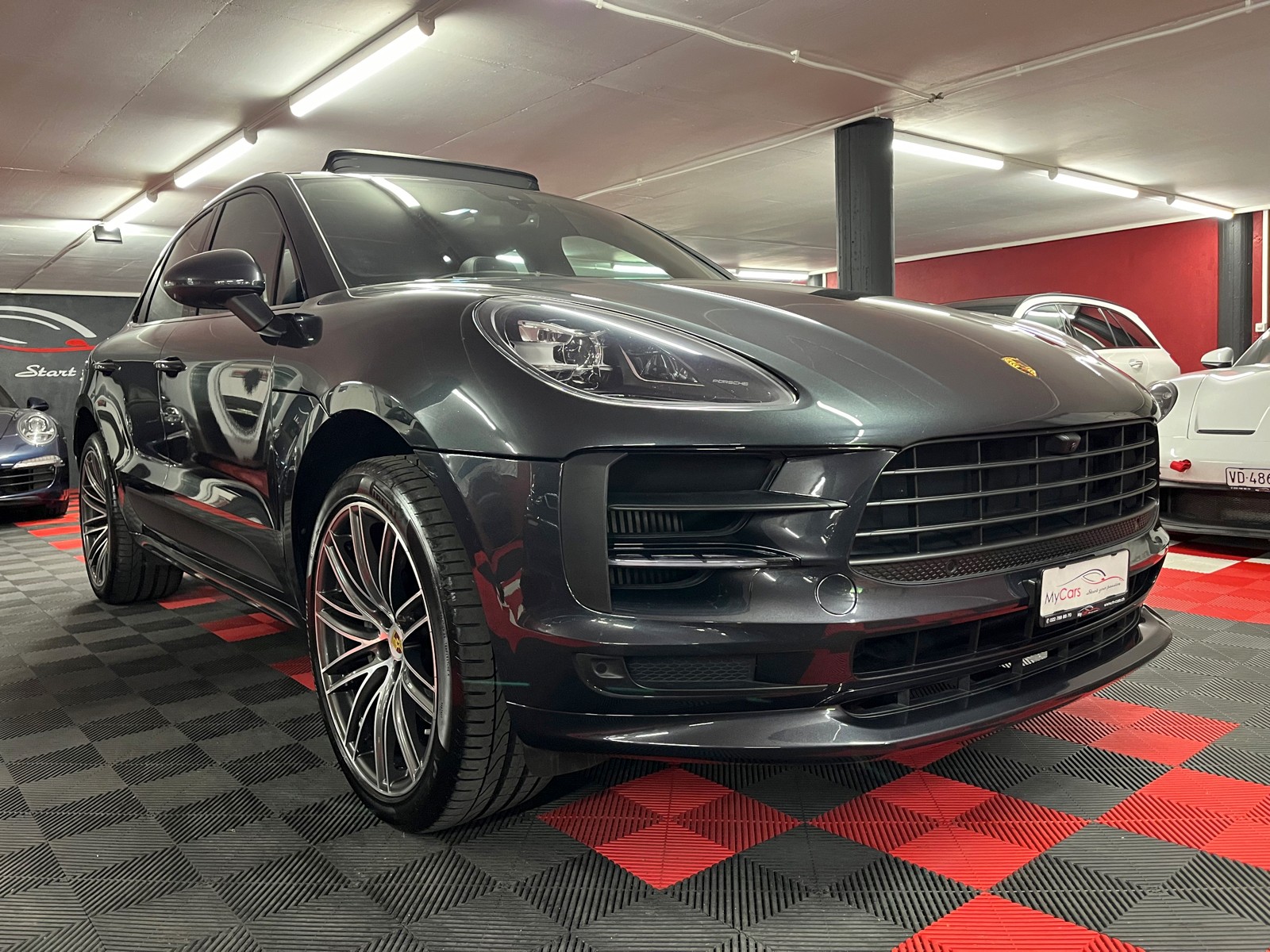 PORSCHE Macan S PDK