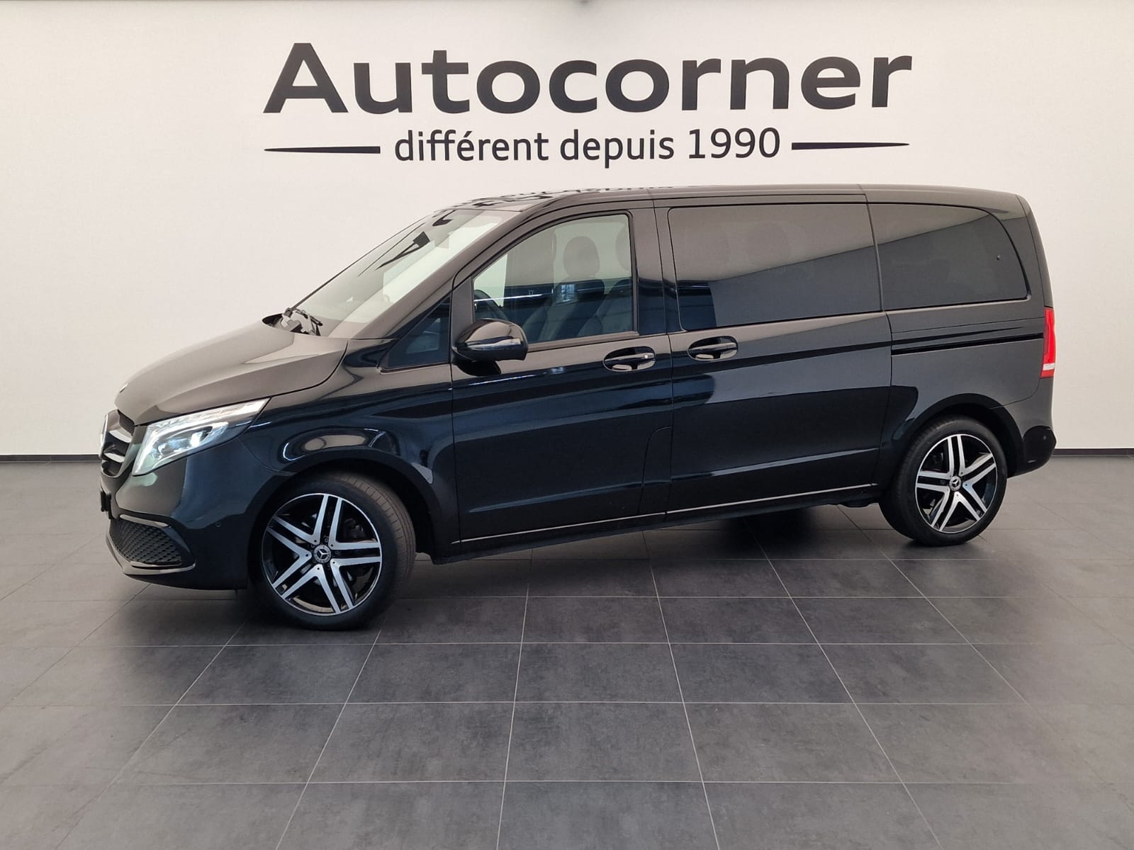 MERCEDES-BENZ V 300 d Avantgarde kompakt 4Matic 9G-Tronic