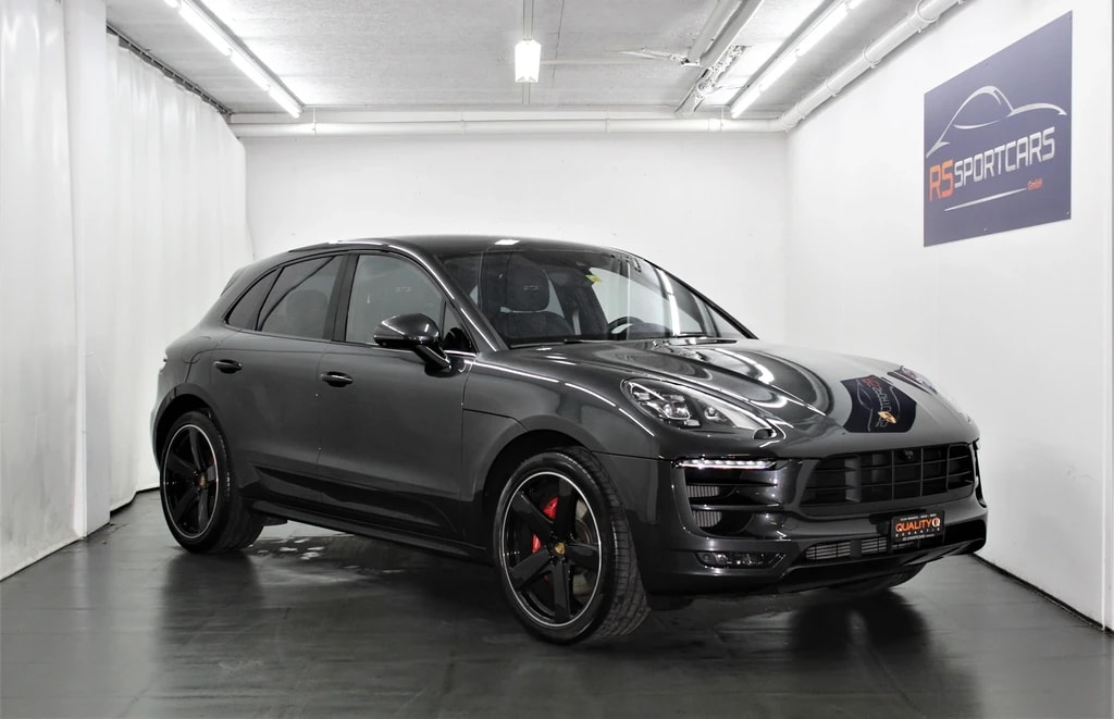 PORSCHE Macan GTS PDK