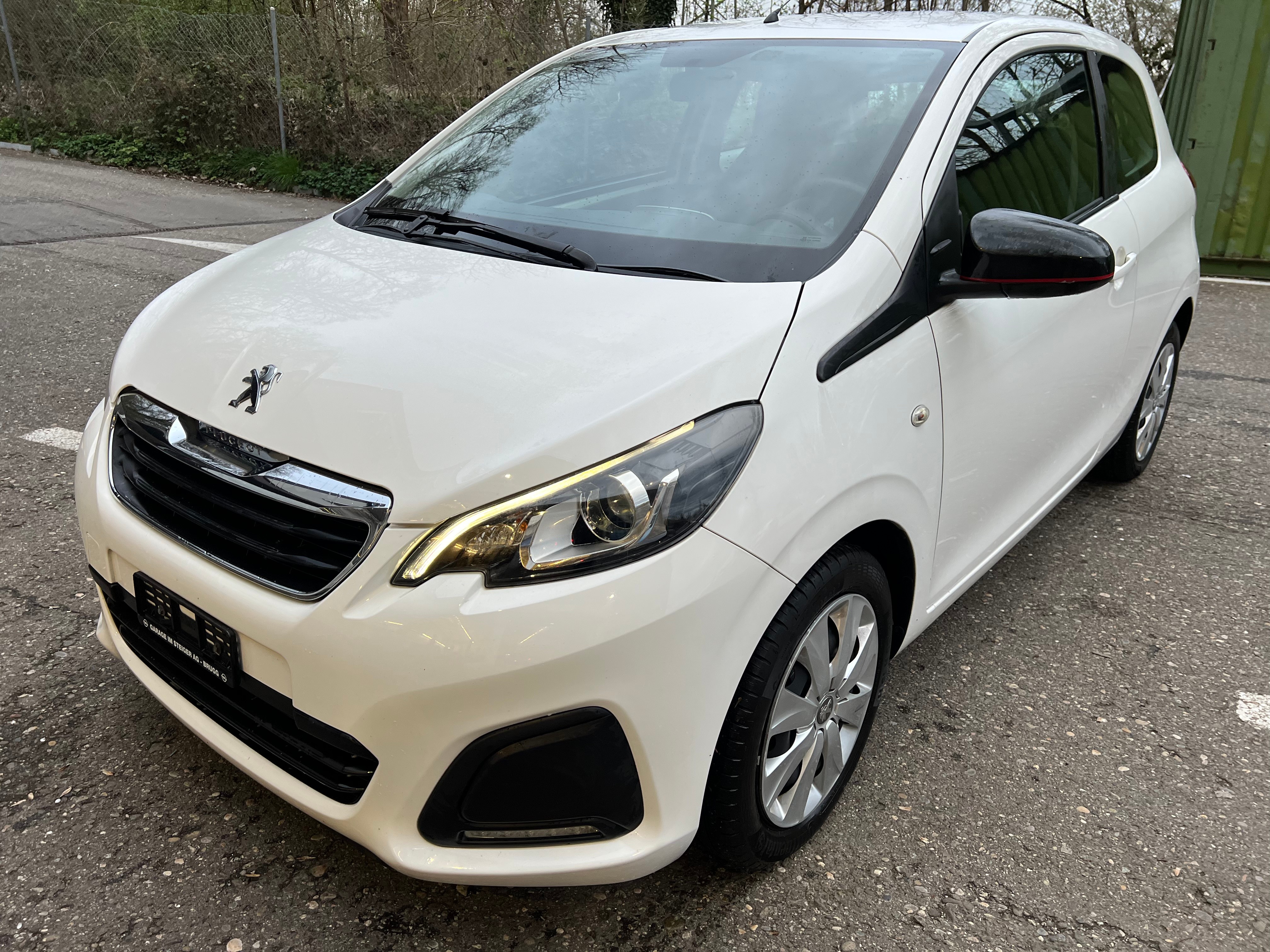 PEUGEOT 108 1.2 VTi Active