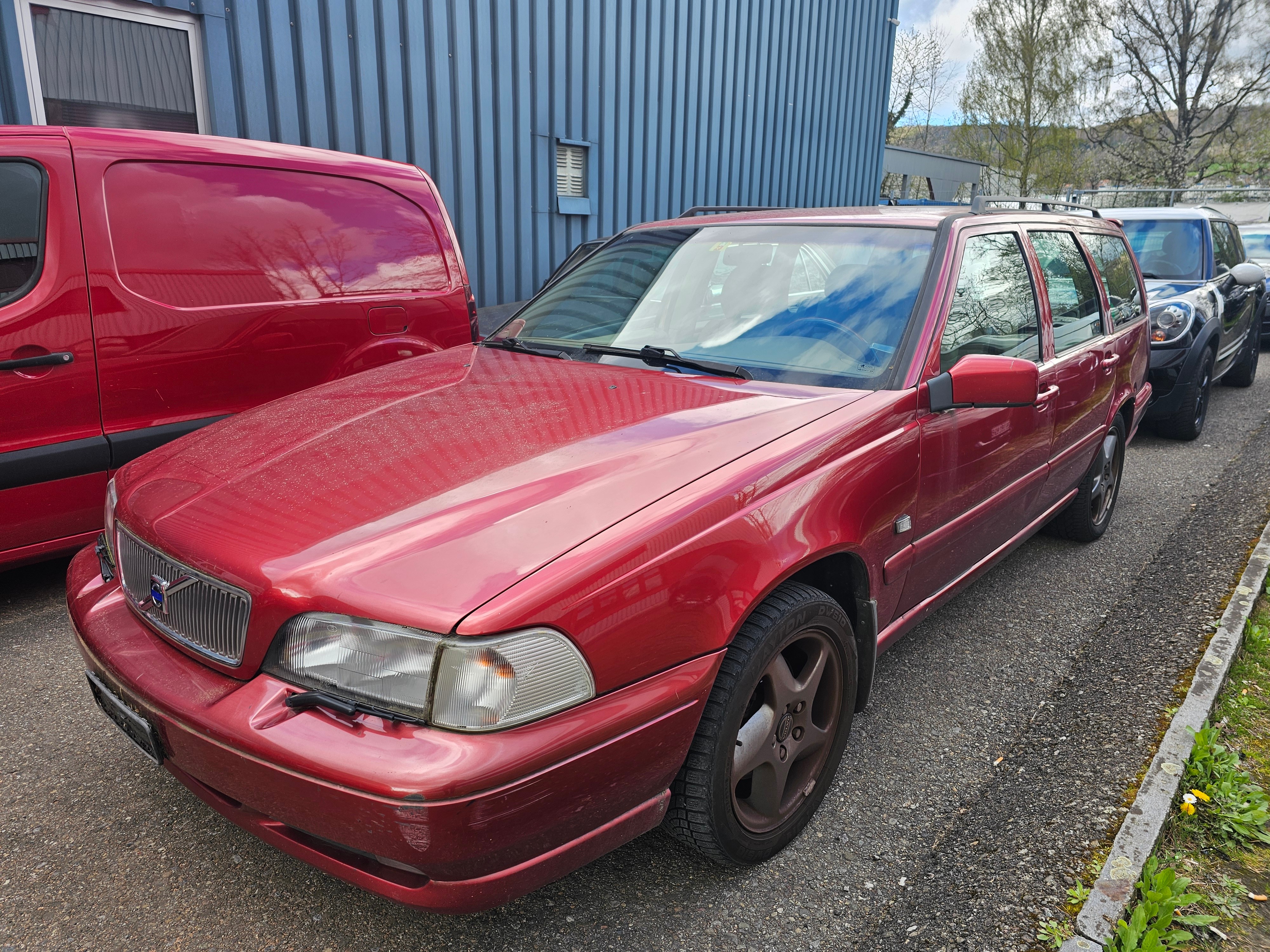 VOLVO V70 2.5 LPT