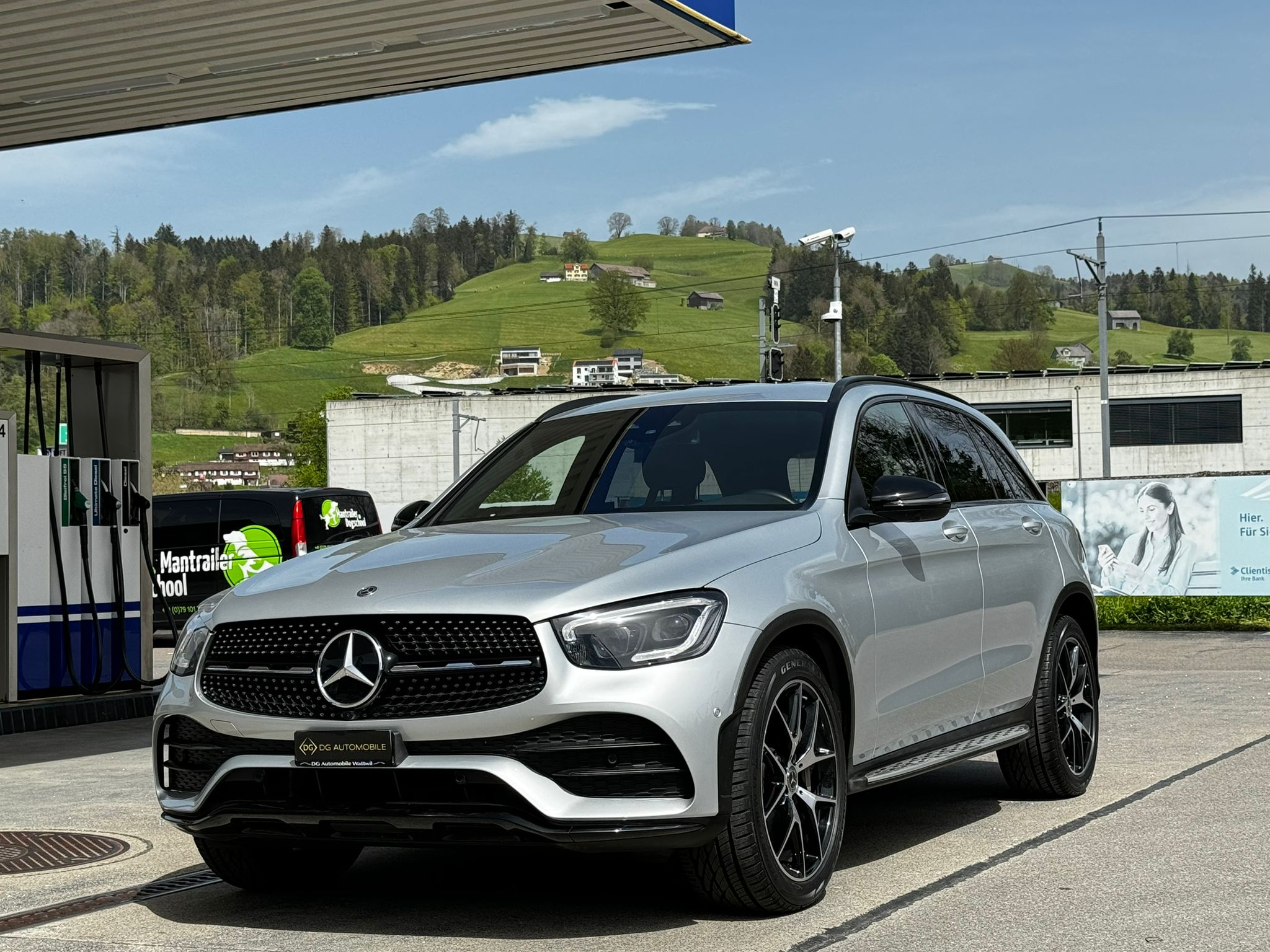 MERCEDES-BENZ GLC 300 d AMG Line 4Matic 9G-Tronic *CH-Fahrzeug**Night Paket**Top Zustand**Top Ausstattung*