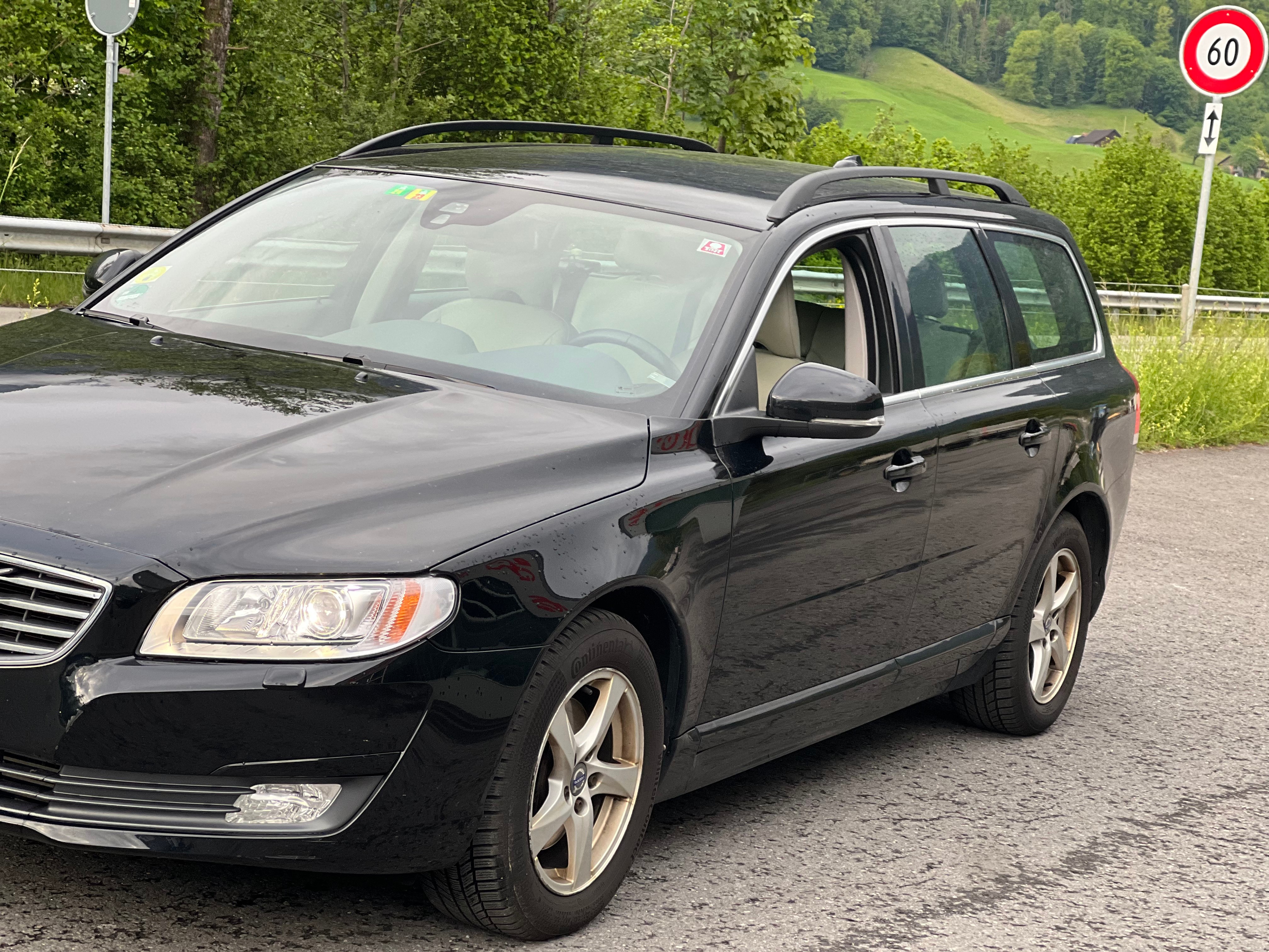 VOLVO V70 T4 Kinetic