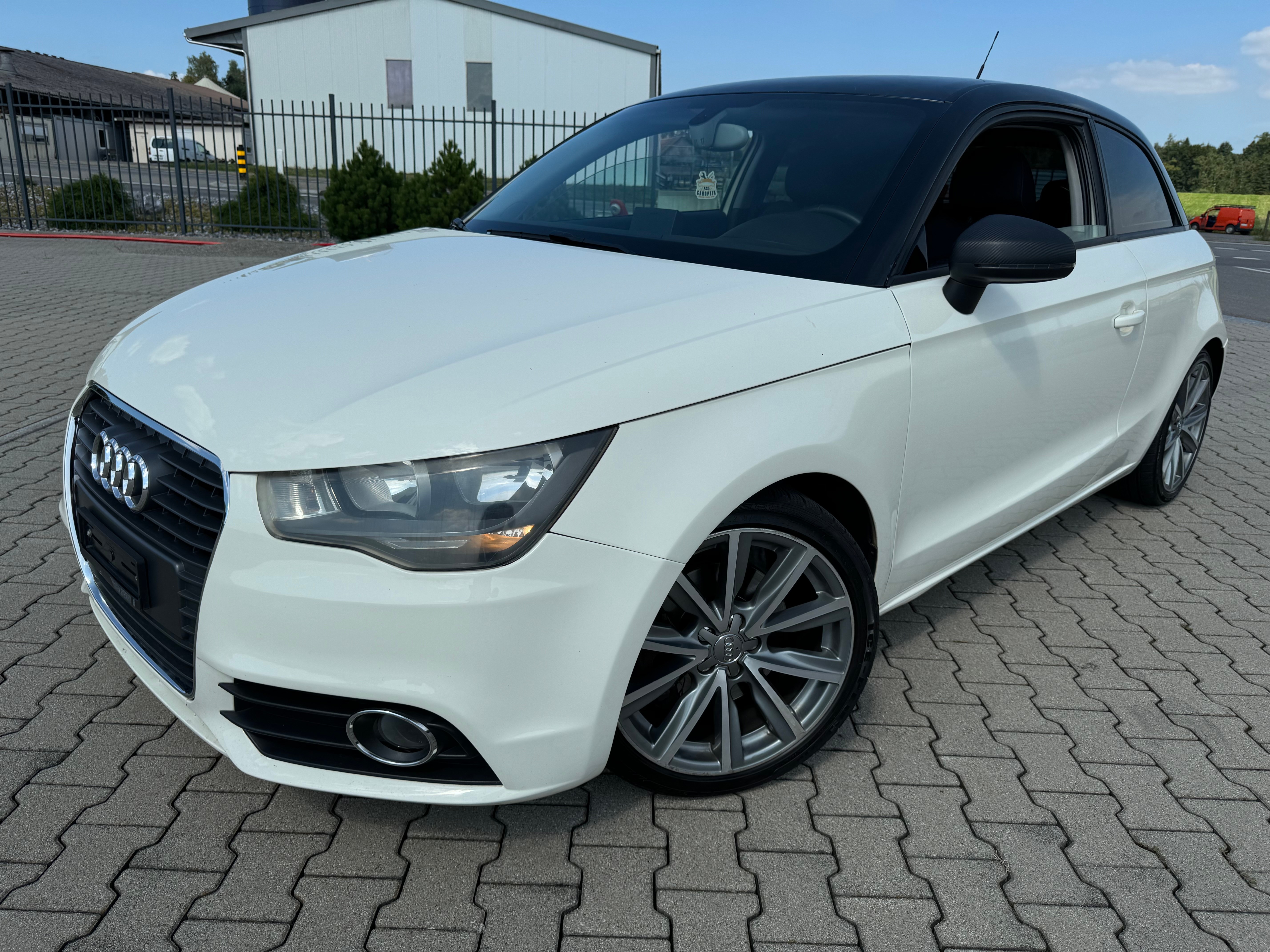 AUDI A1 1.4 TFSI Ambition S-tronic