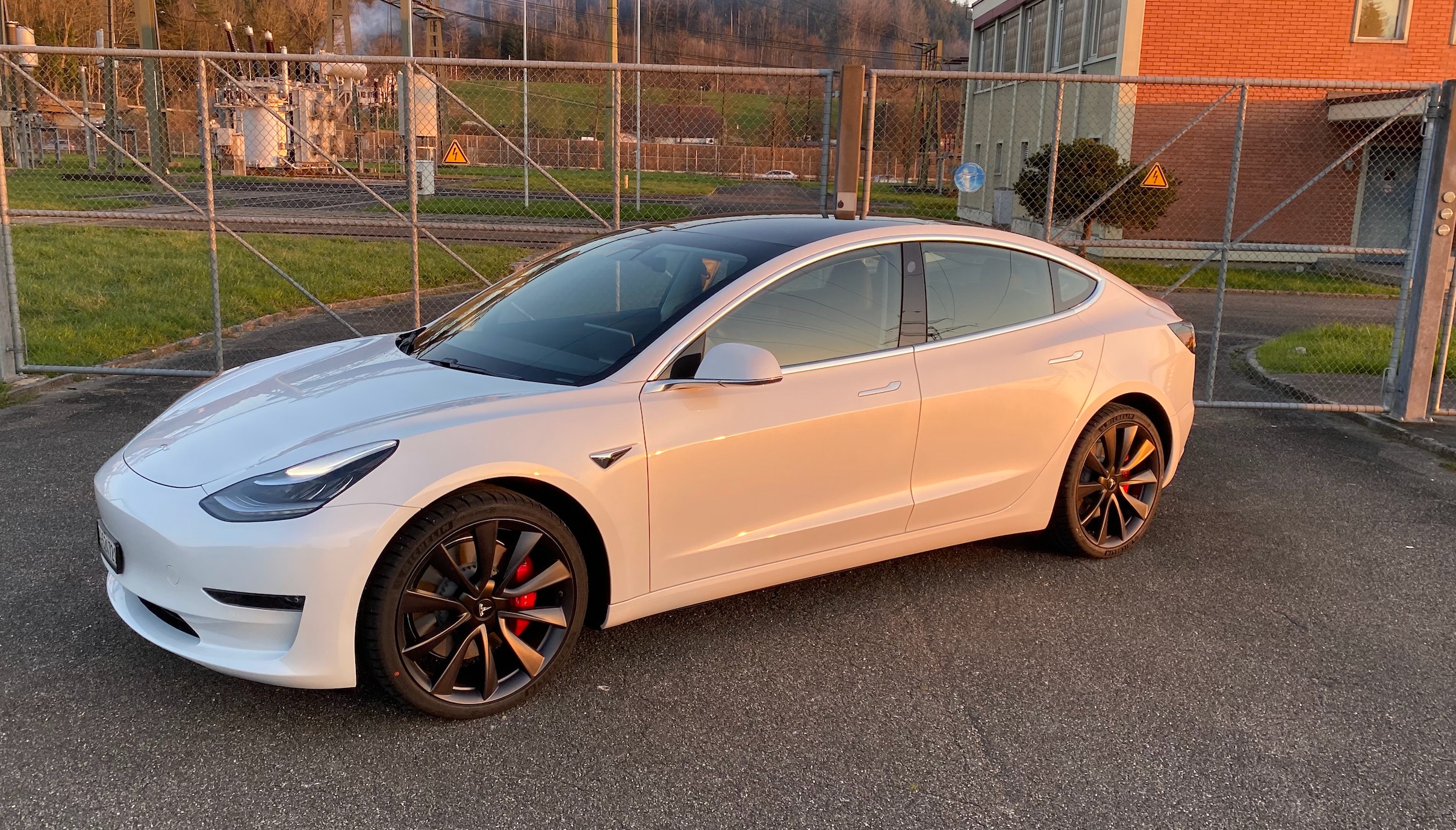 TESLA Model 3 Performance Dual Motor AWD