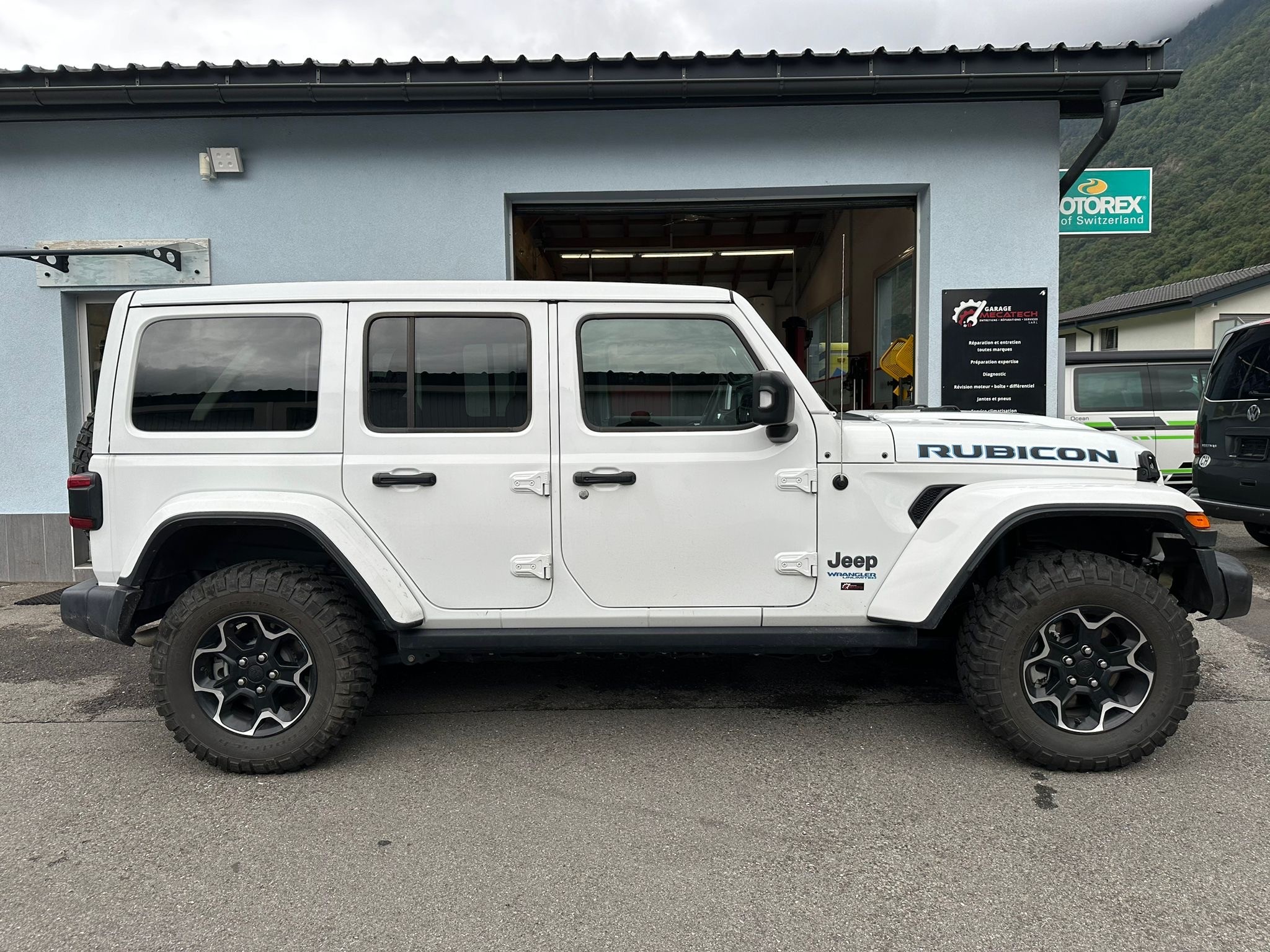 JEEP Wrangler 2.0 PHEV Unlimited Rubicon Automatic Soft Top