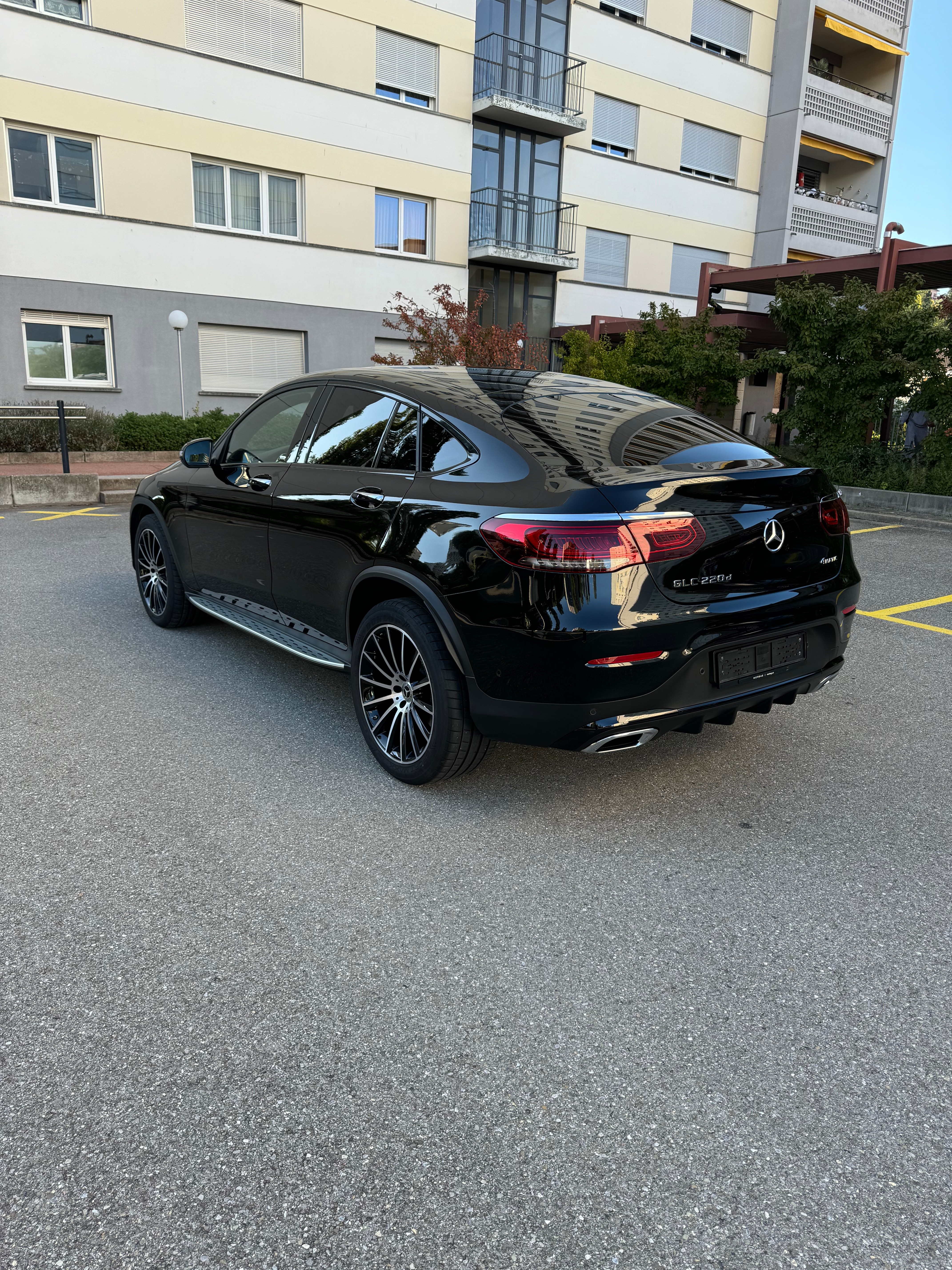 MERCEDES-BENZ GLC Coupé 220 d AMG Line 4Matic 9G-Tronic