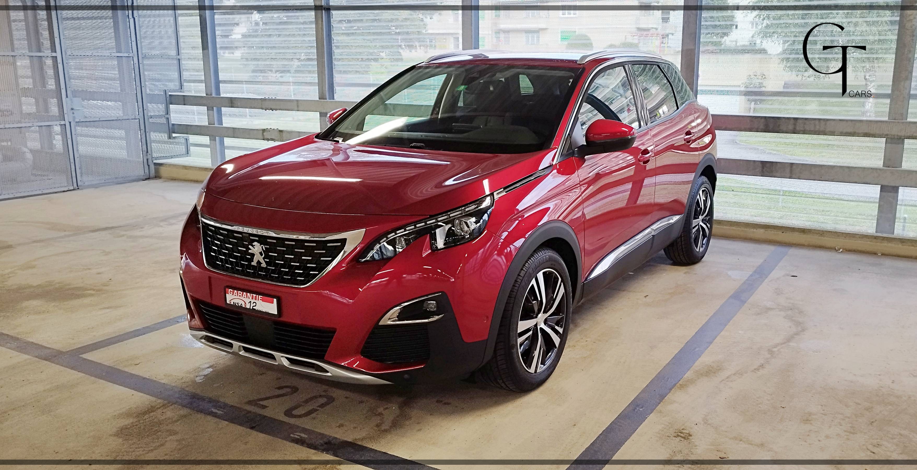 PEUGEOT 3008 1.2 PureTech Allure