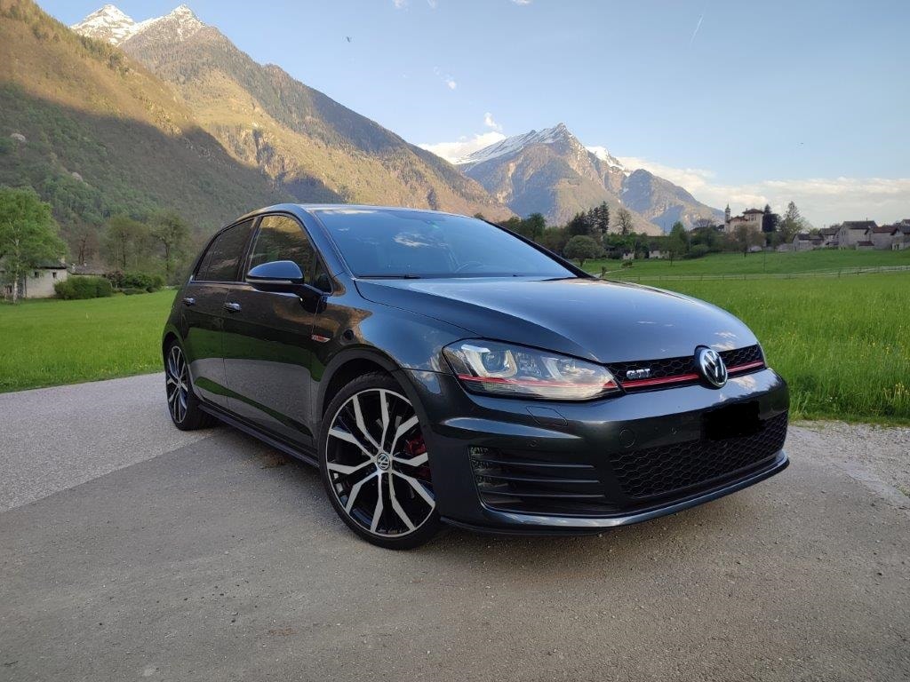 VW Golf 2.0 TSI GTI