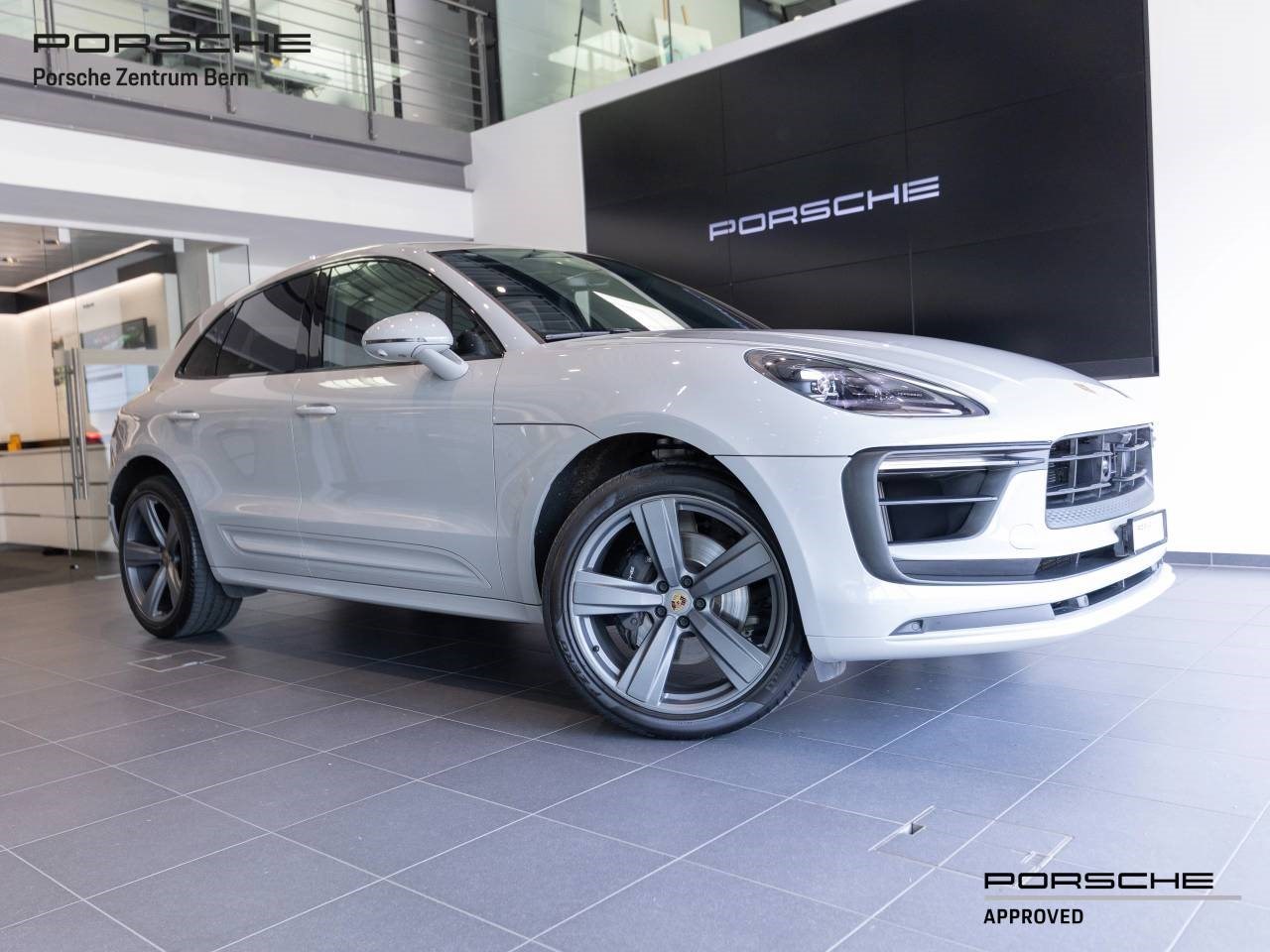 PORSCHE MACAN S