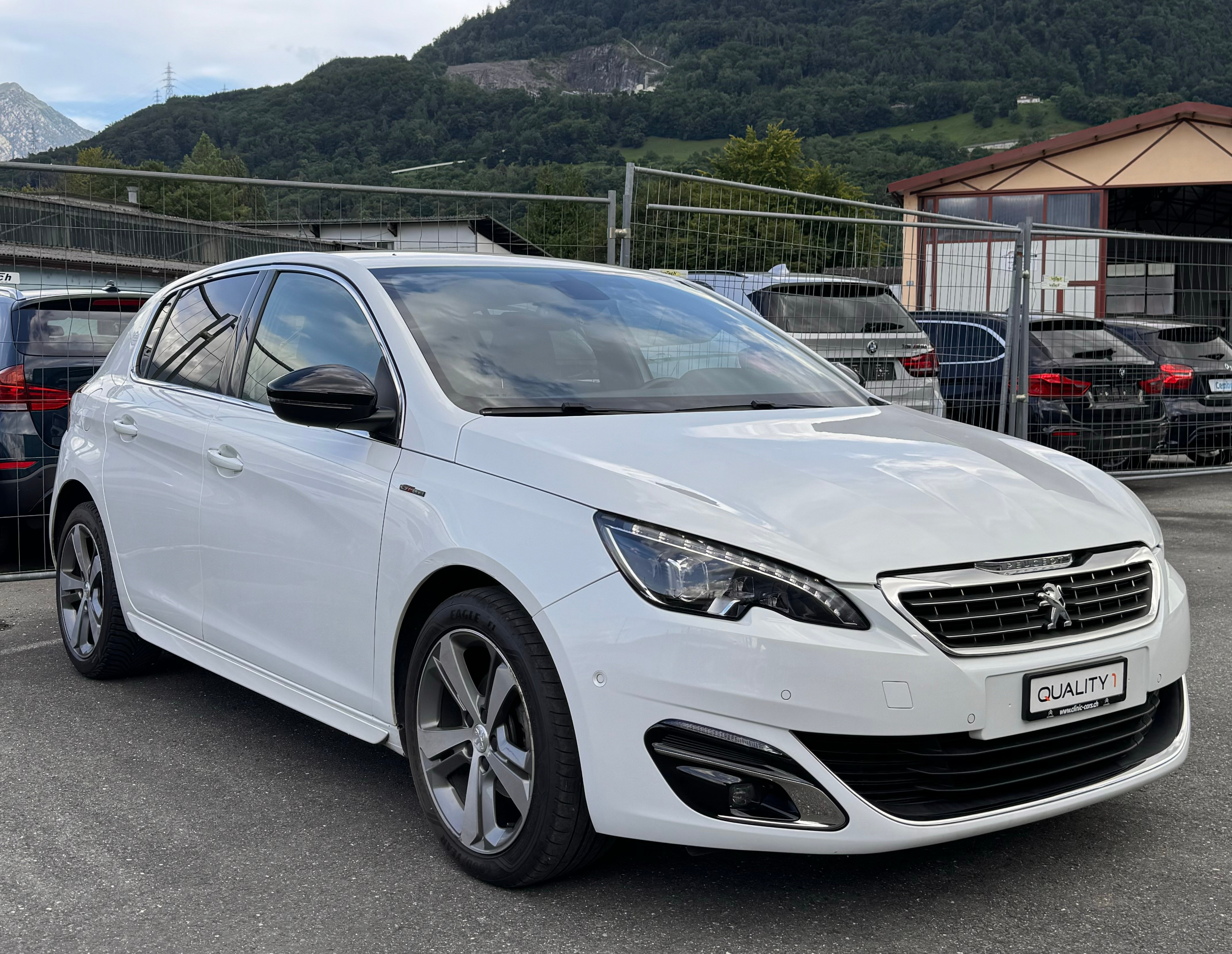 PEUGEOT 308 1.2 THP GT Line Automatic