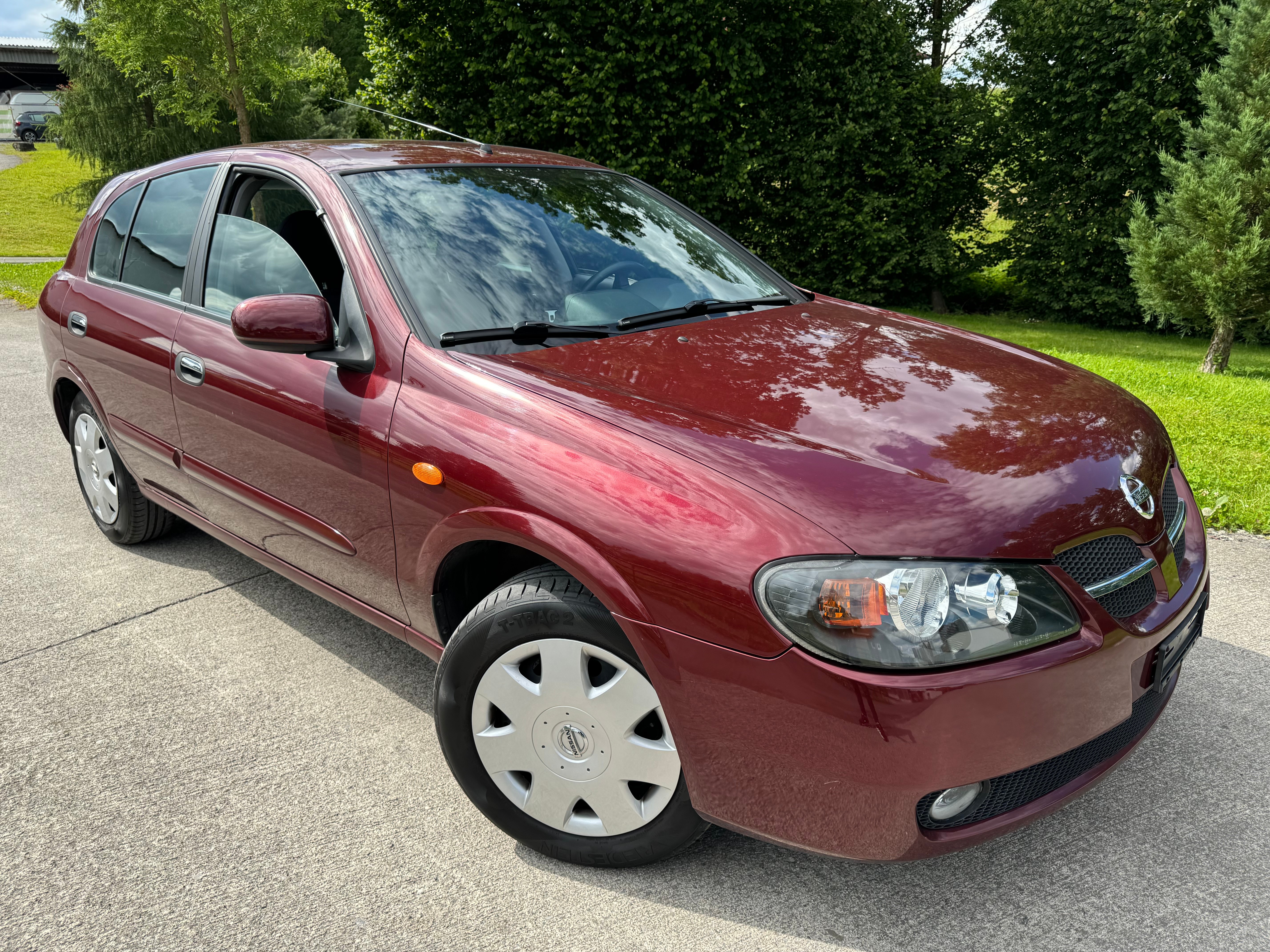 NISSAN Almera 1.8 16V tekna