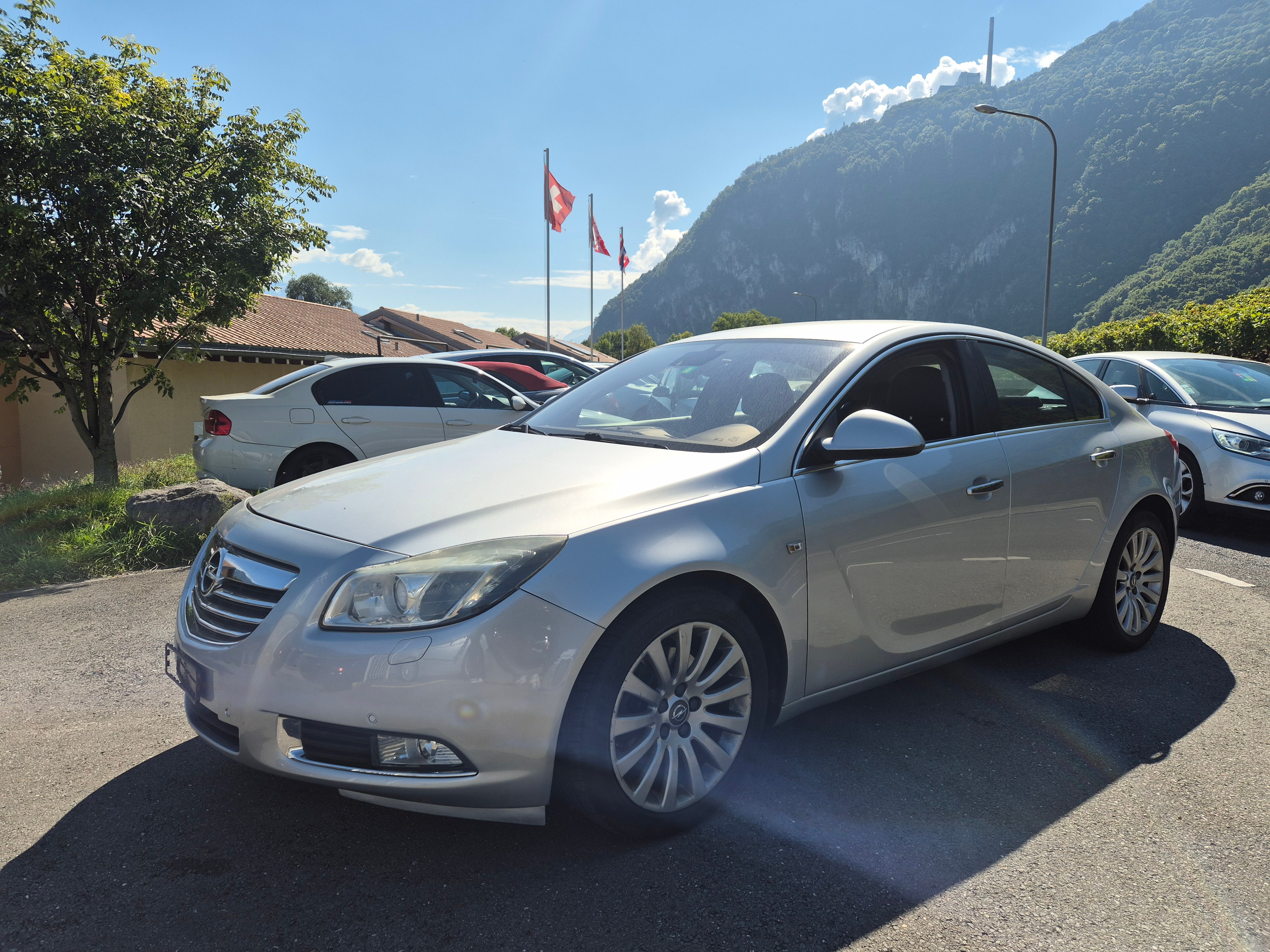 OPEL Insignia 2.0 Turbo Sport Automatic